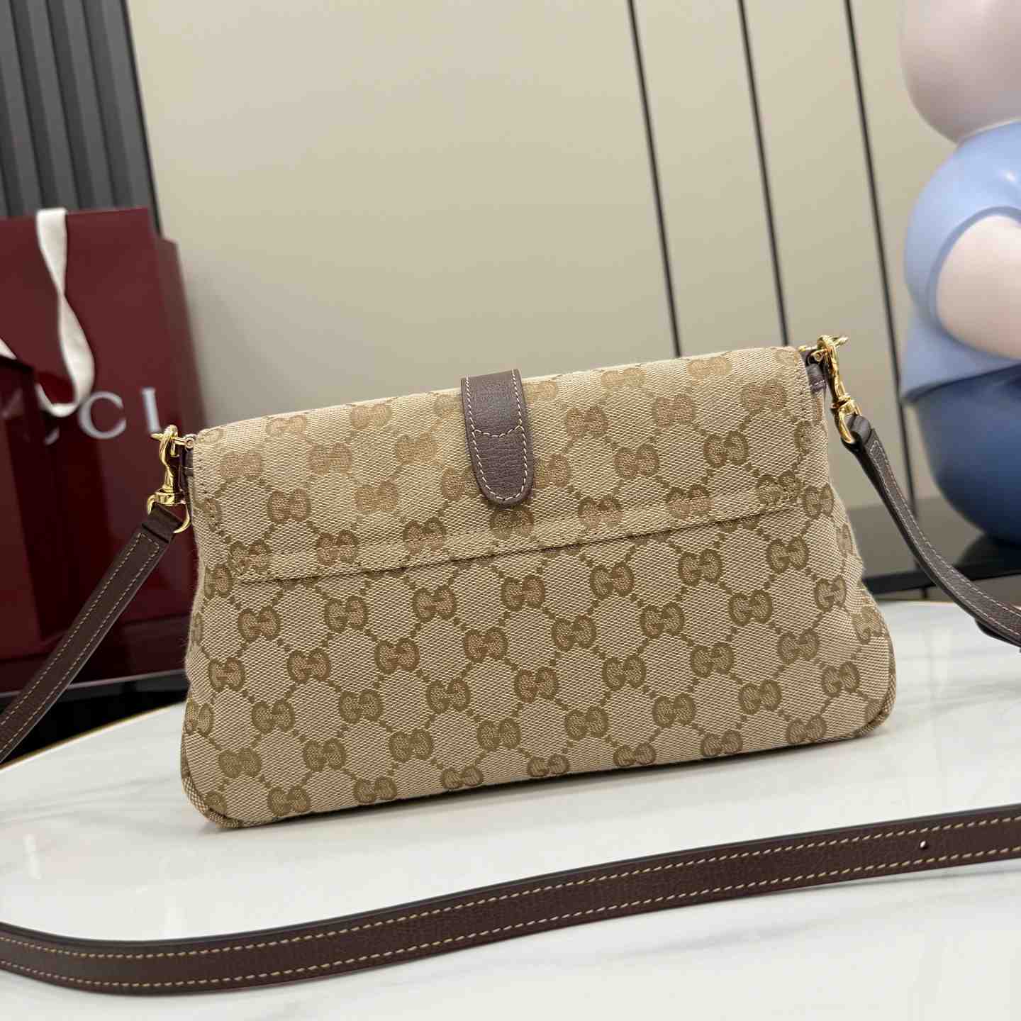 Gucci Aperitivo Medium Shoulder Bag  866720 - FashionPlug