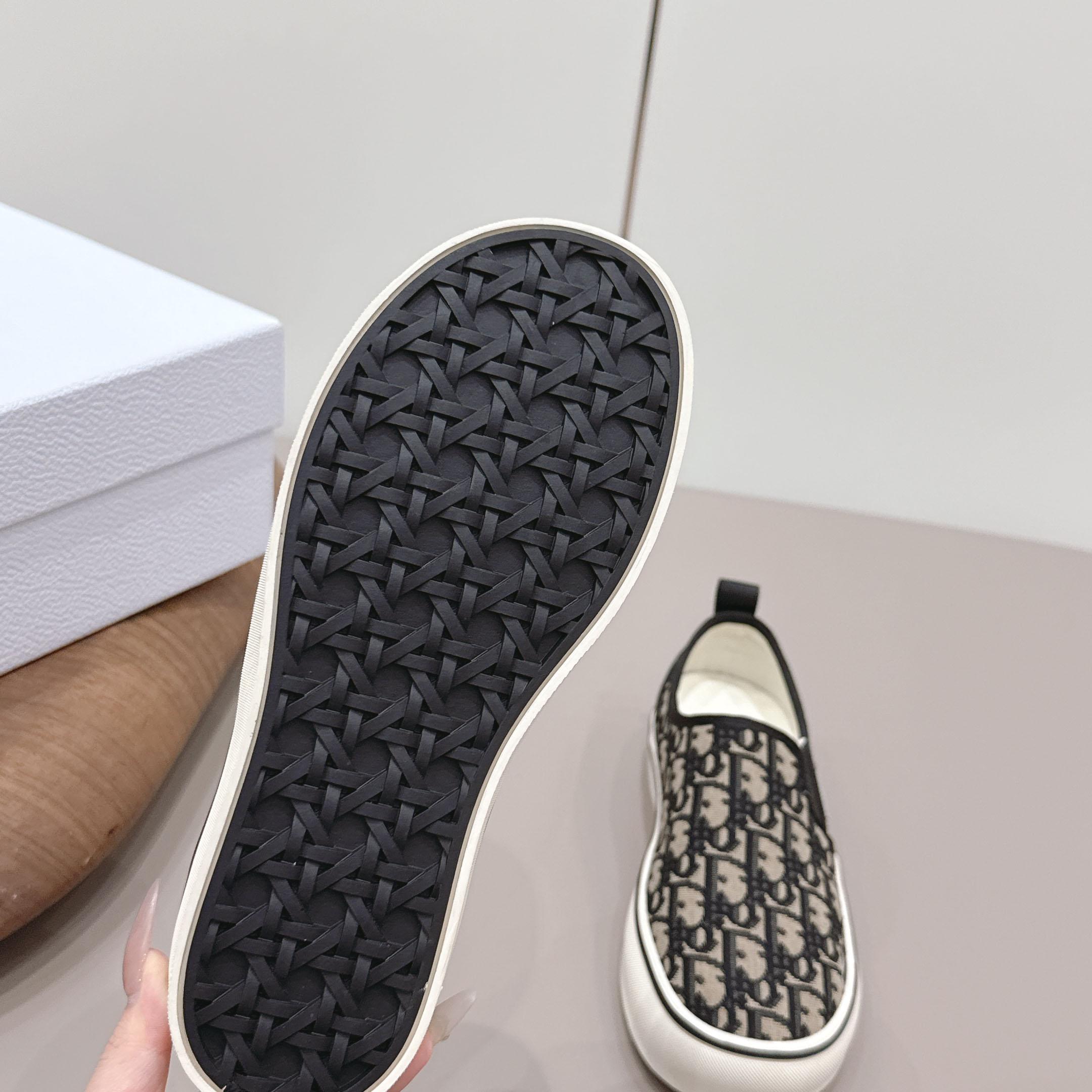 Dior Saltwind Slip-On Sneaker - FashionPlug