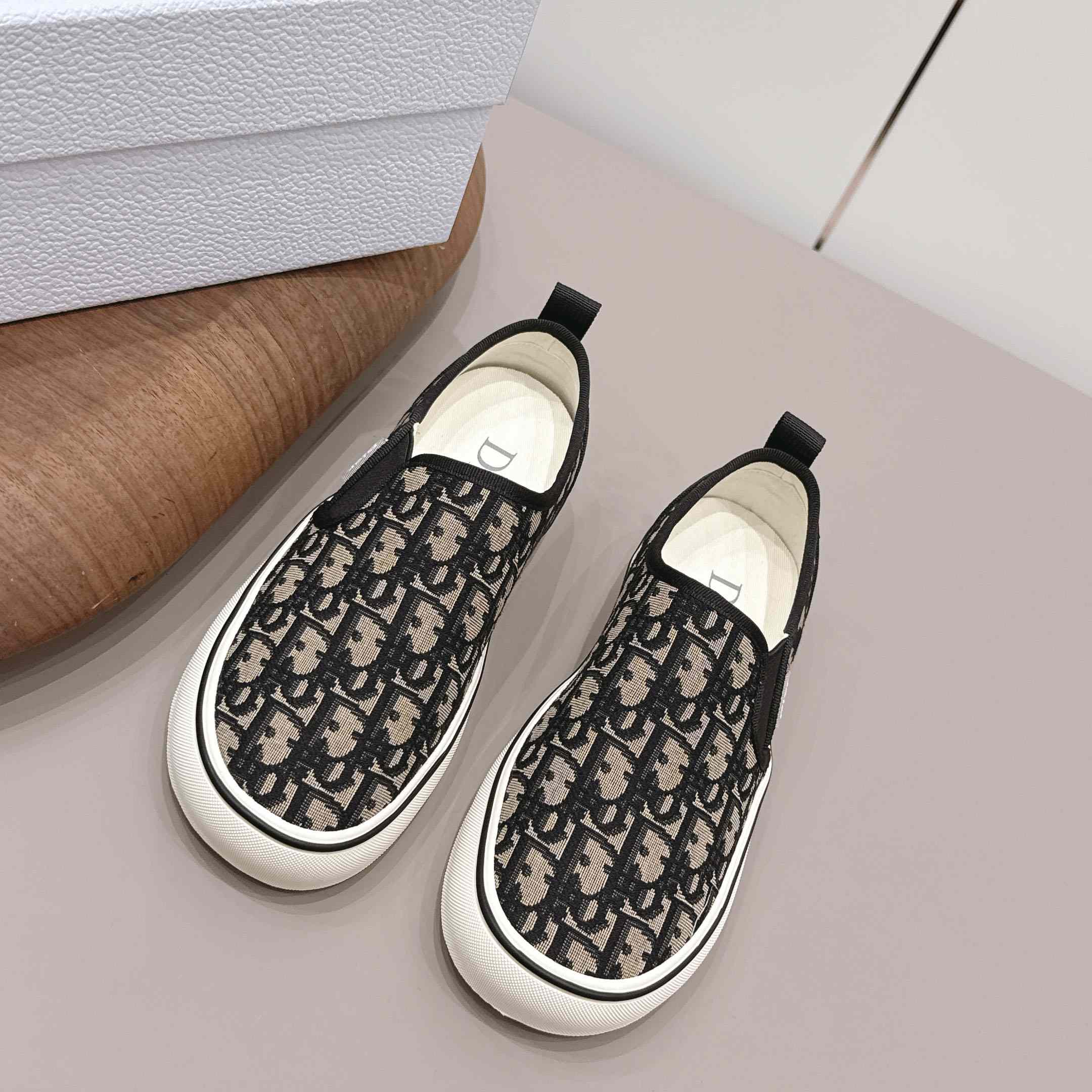 Dior Saltwind Slip-On Sneaker - FashionPlug