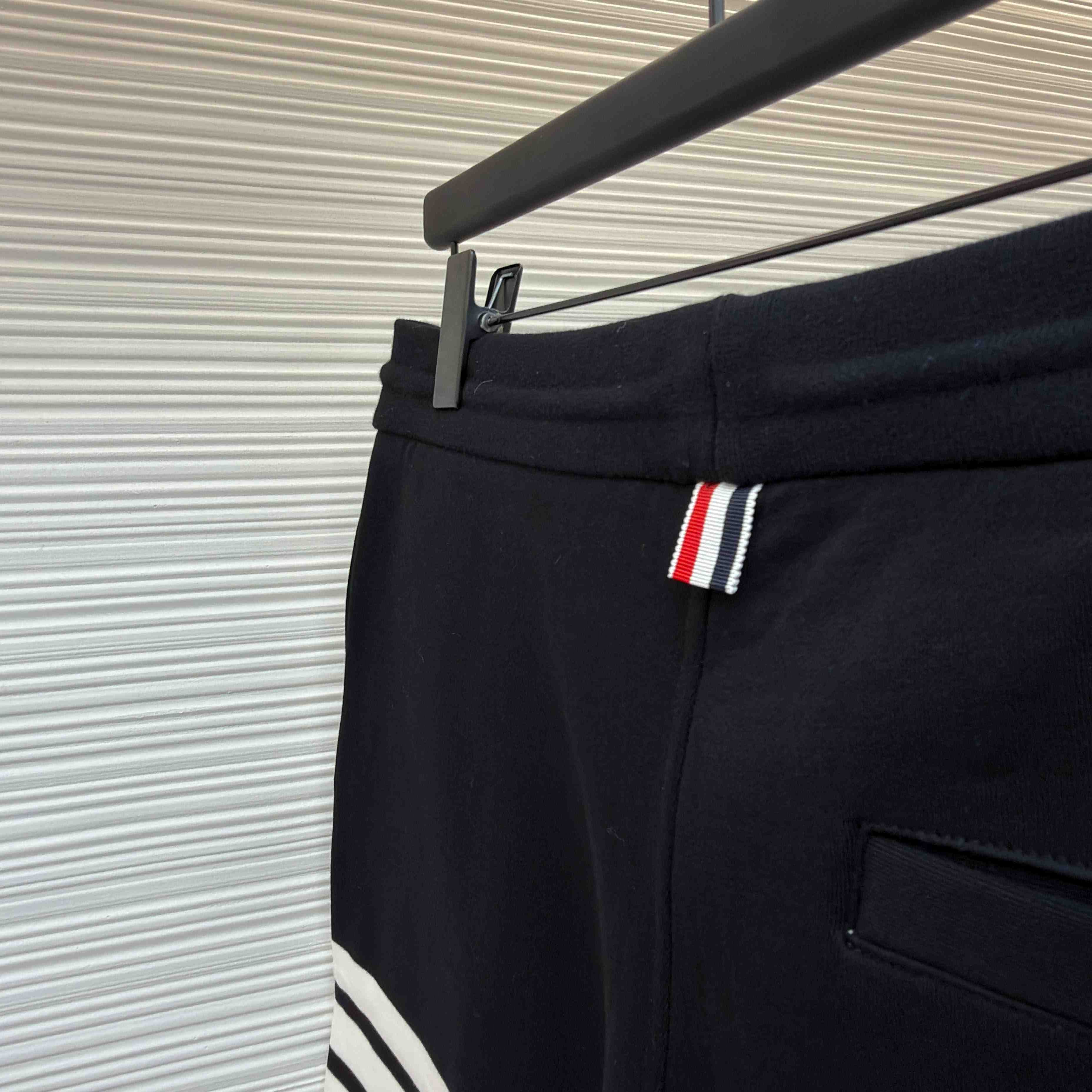 Thom Browne Classic Loopback 4-Bar Sweat Shorts - FashionPlug