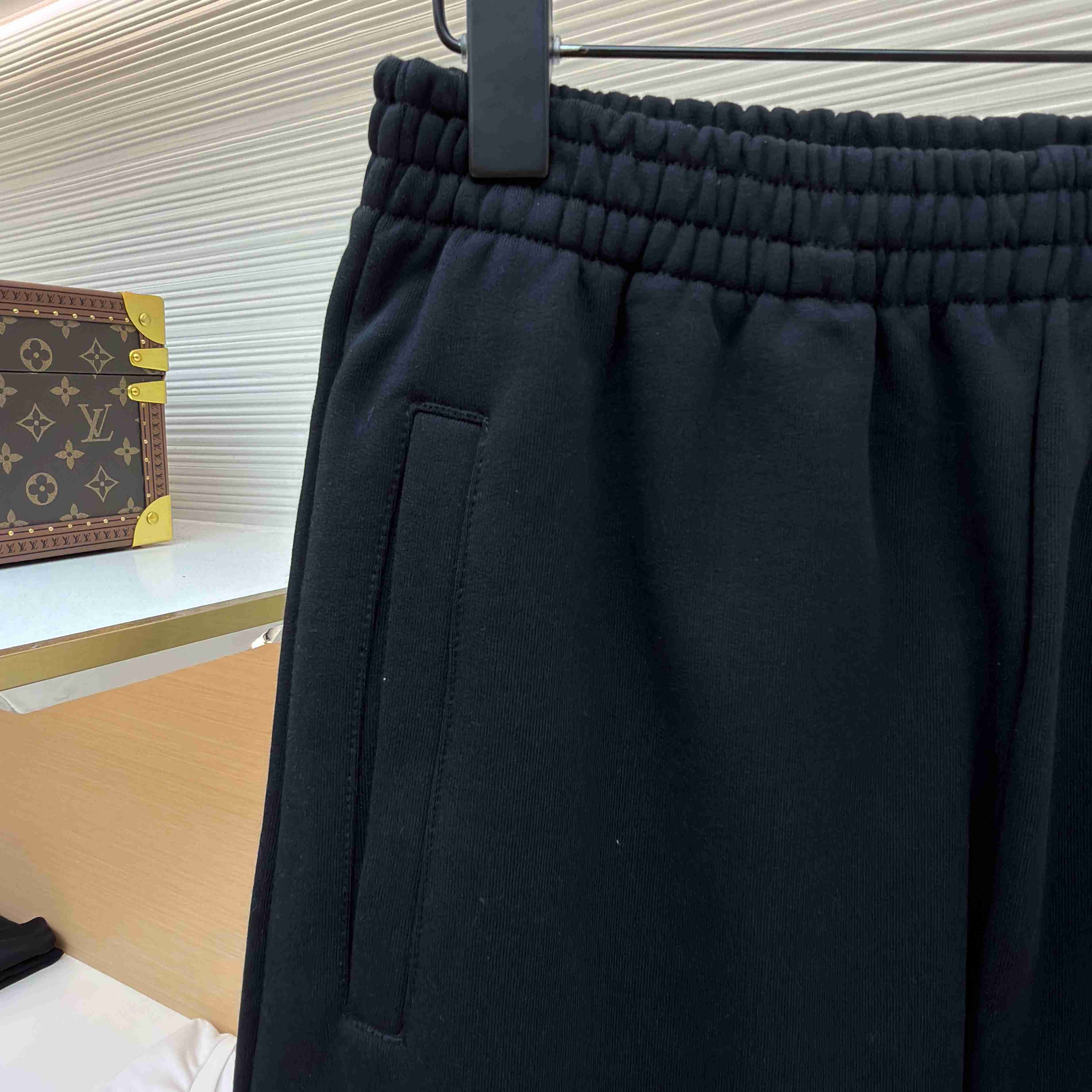 Balenciaga Wet Brush Baggy Sweatpants In Black - FashionPlug