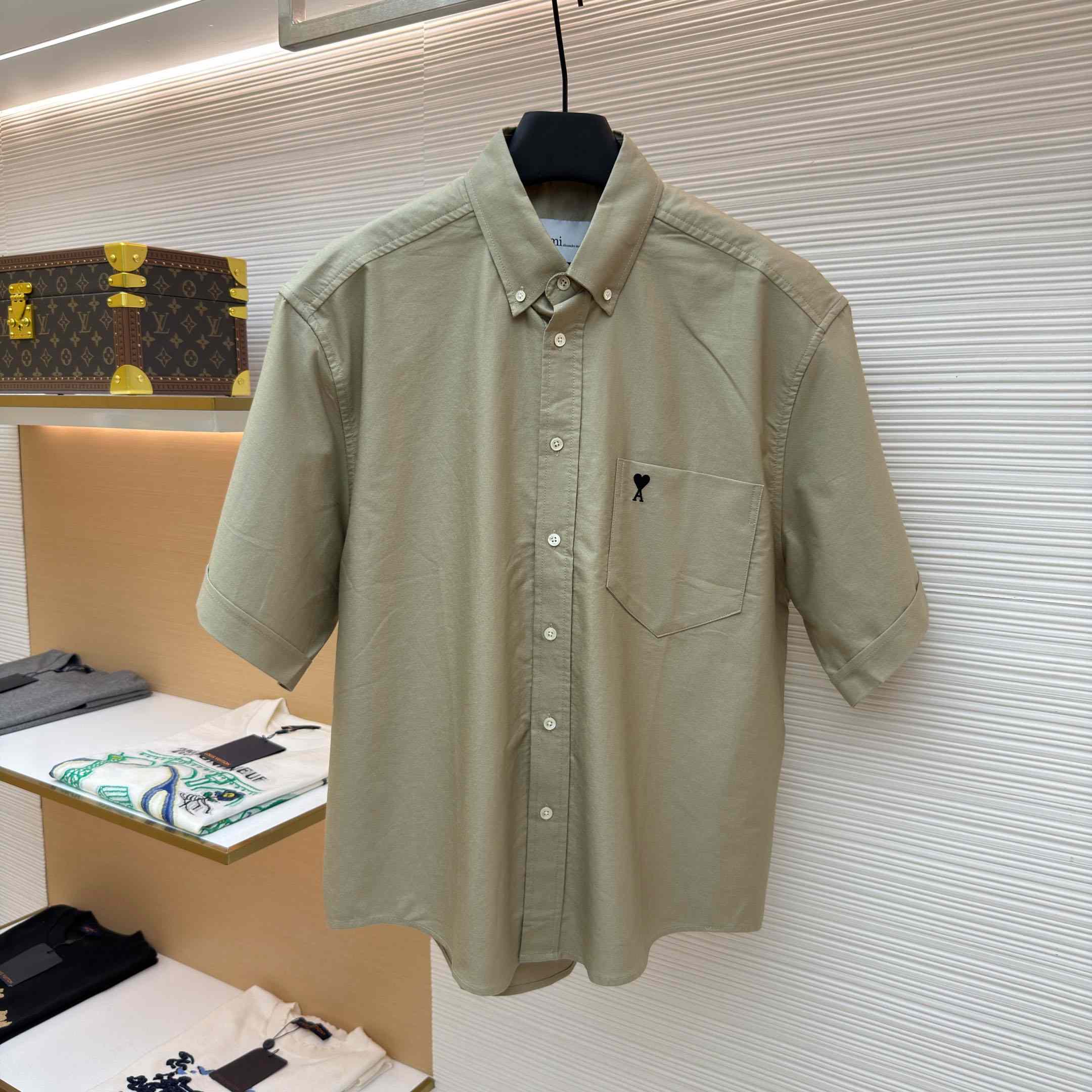 AMI Paris Ami Button-Down Short-Sleeve Shirt - FashionPlug