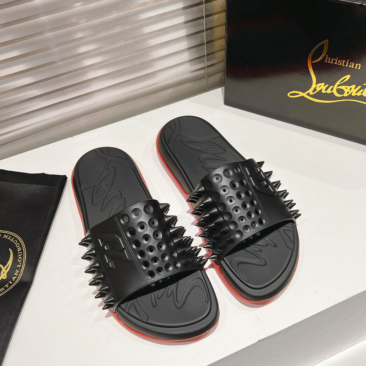 Christian Louboutin Take It Easy Sandals - FashionPlug