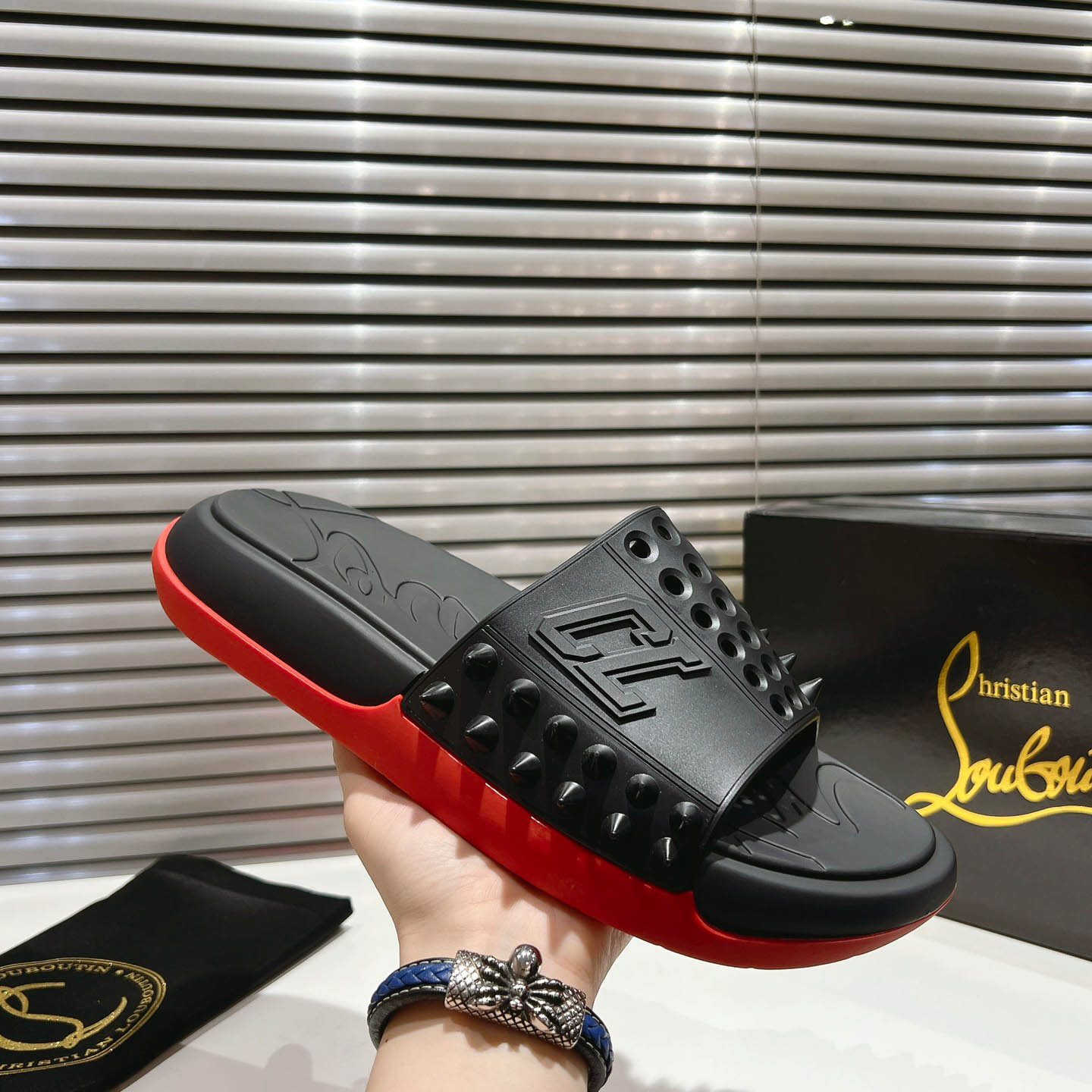 Christian Louboutin Take It Easy Sandals - FashionPlug