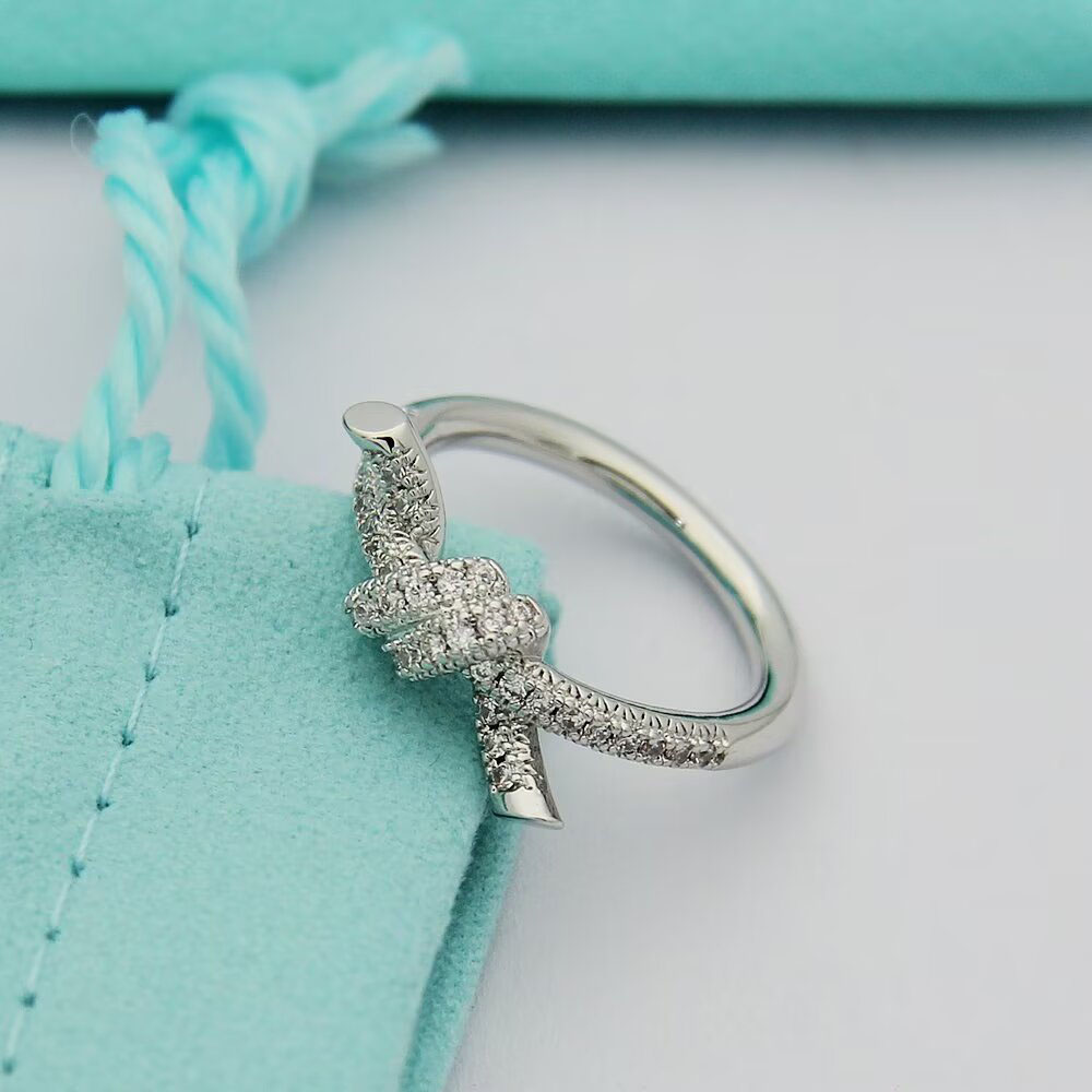 Tiffany Knot - FashionPlug