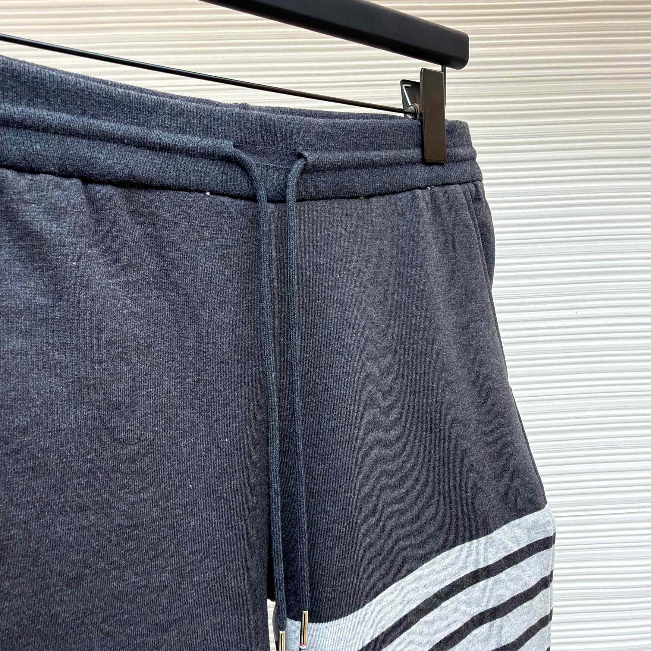 Thom Browne Classic Loopback 4-Bar Sweat Shorts - FashionPlug