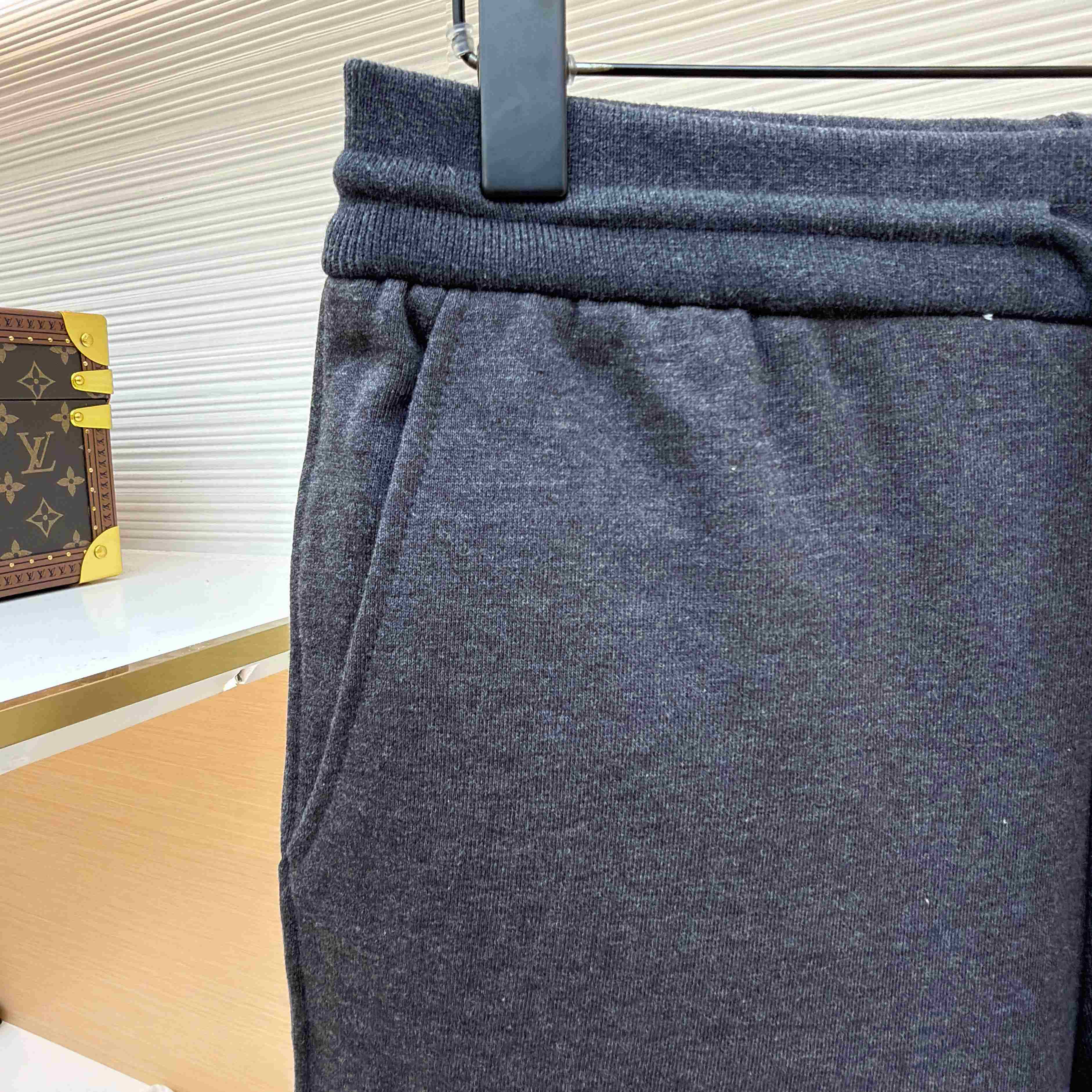 Thom Browne Classic Loopback 4-Bar Sweat Shorts - FashionPlug