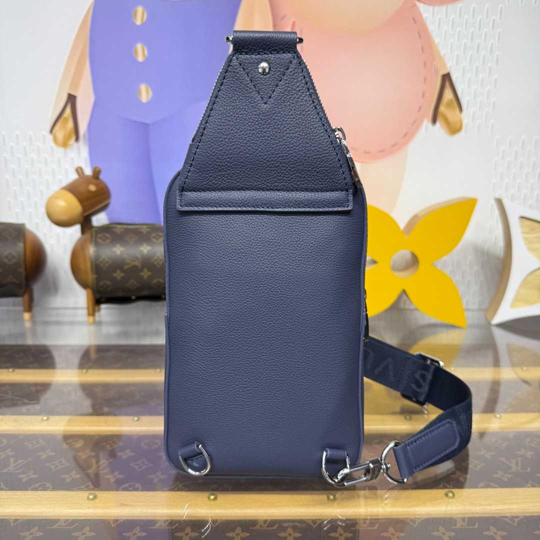 Louis Vuitton Avenue Slingbag PM   M15269 - FashionPlug
