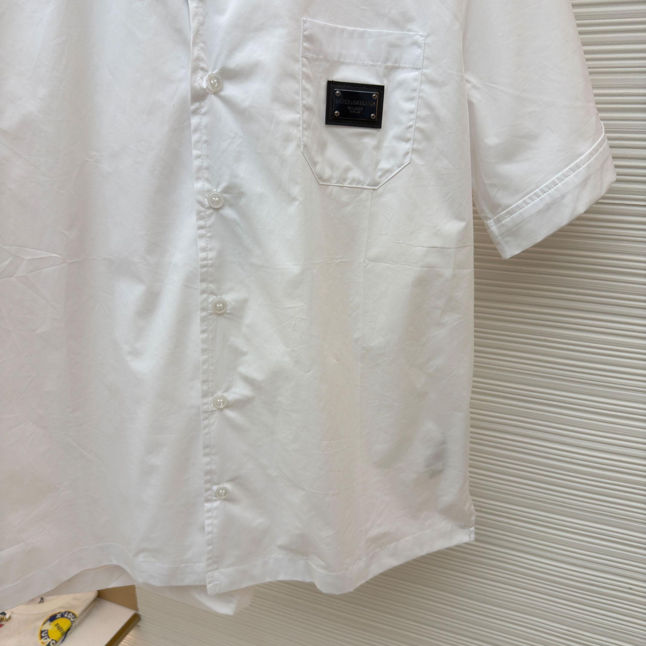 Dolce & Gabbana Logo Plaque Cotton Short Sleeved Shirt - FashionPlug