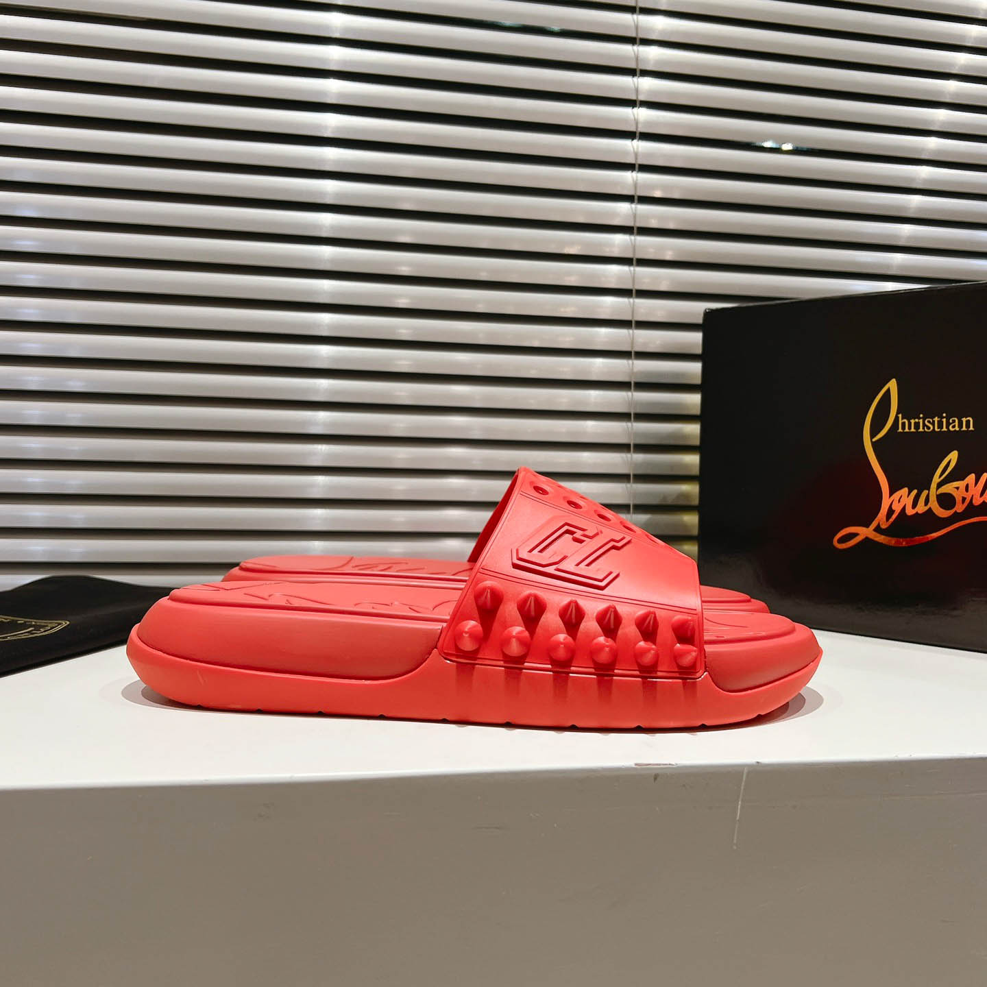 Christian Louboutin Take It Easy Sandals - FashionPlug