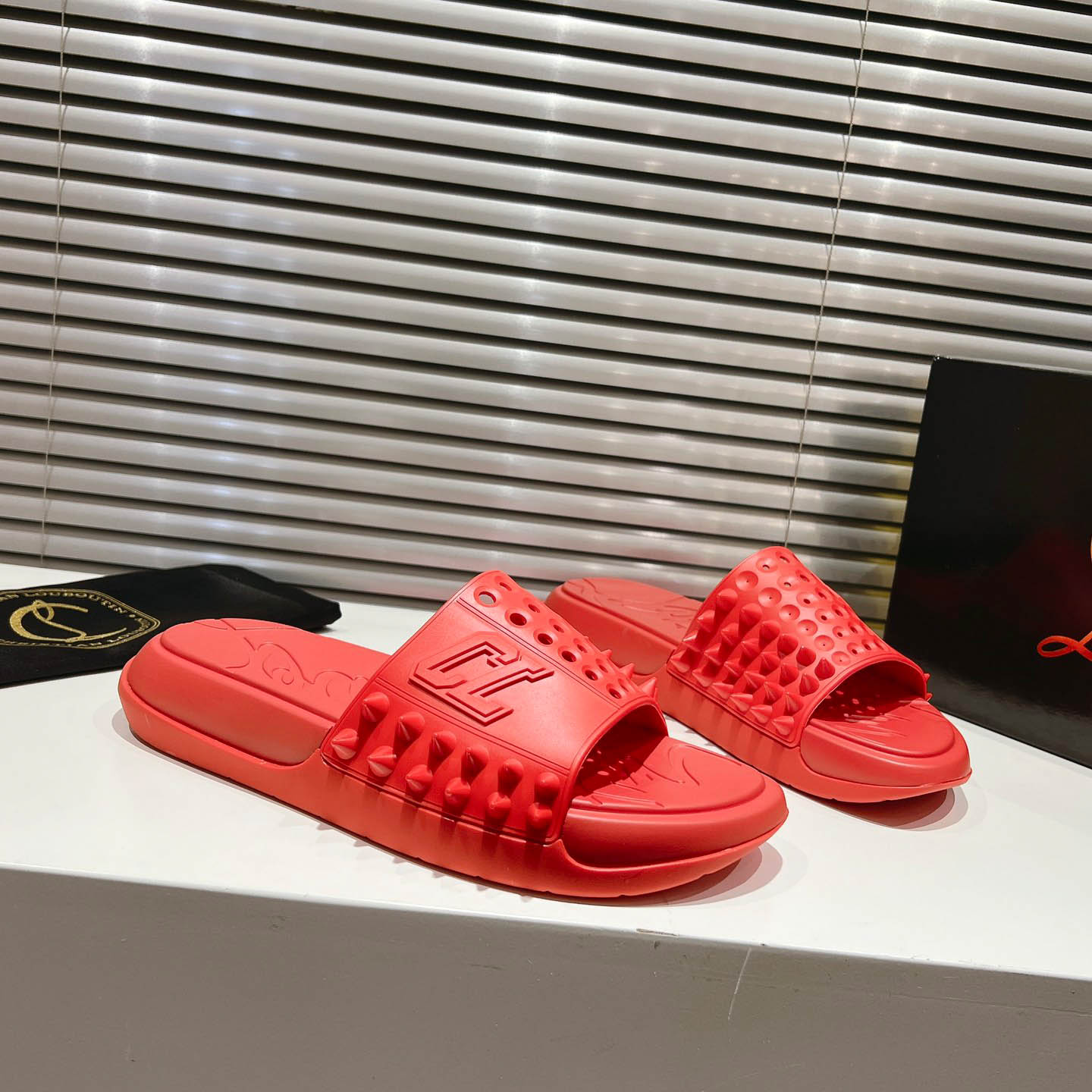 Christian Louboutin Take It Easy Sandals - FashionPlug