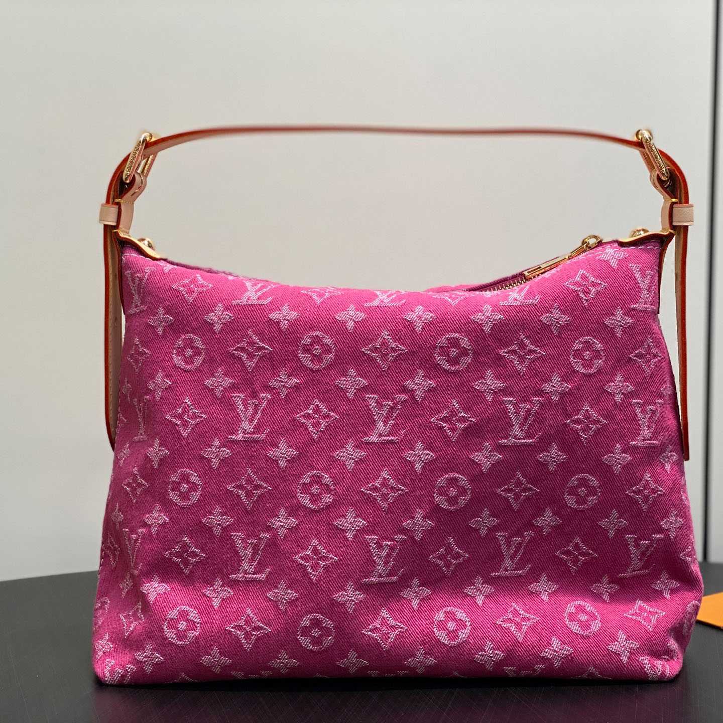 Louis Vuitton Baggy M28266 - FashionPlug