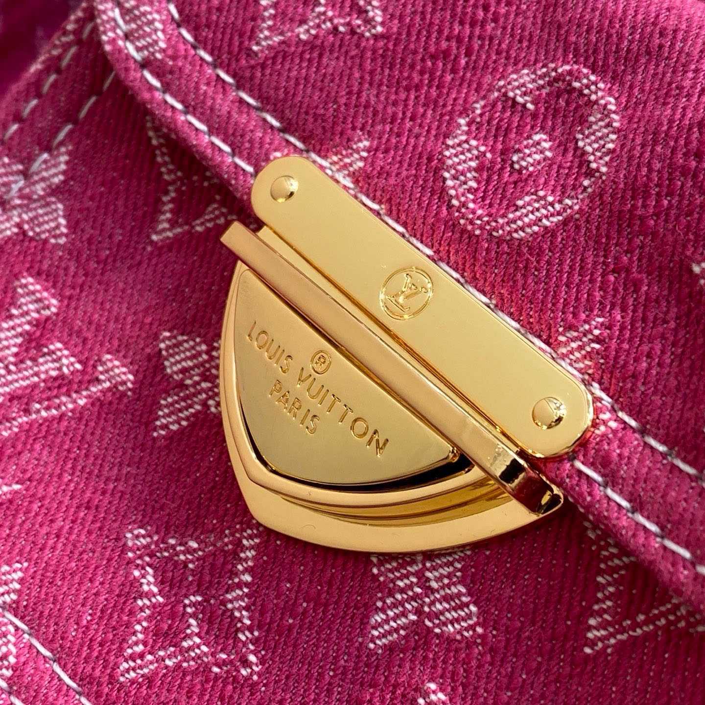 Louis Vuitton Baggy M28266 - FashionPlug