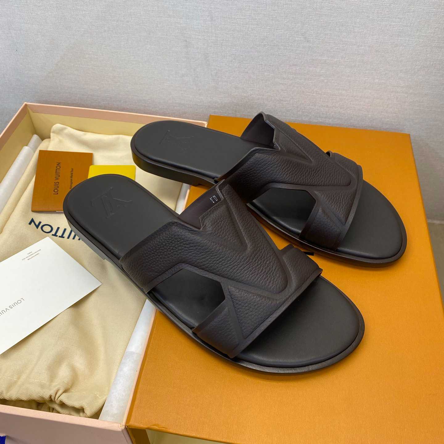 Louis Vuitton LV Oasis Mule    - FashionPlug