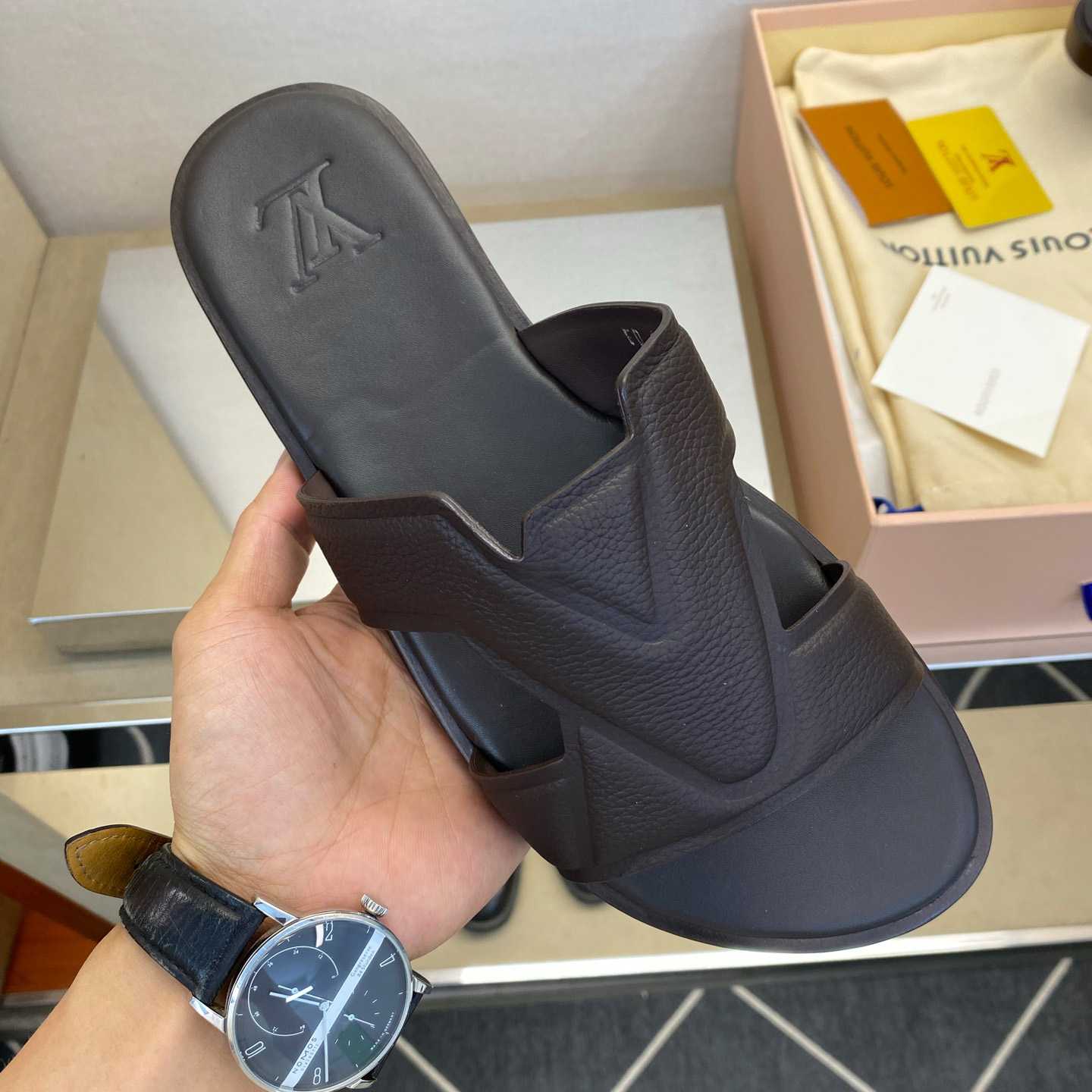 Louis Vuitton LV Oasis Mule    - FashionPlug