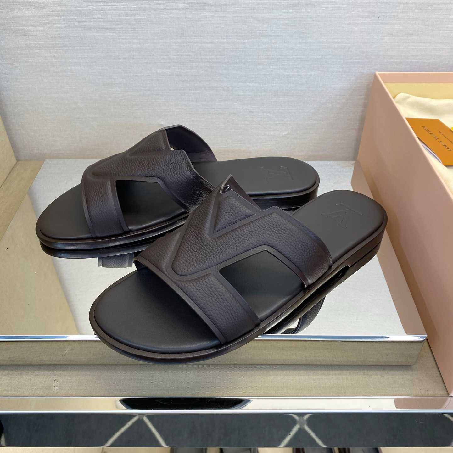 Louis Vuitton LV Oasis Mule    - FashionPlug