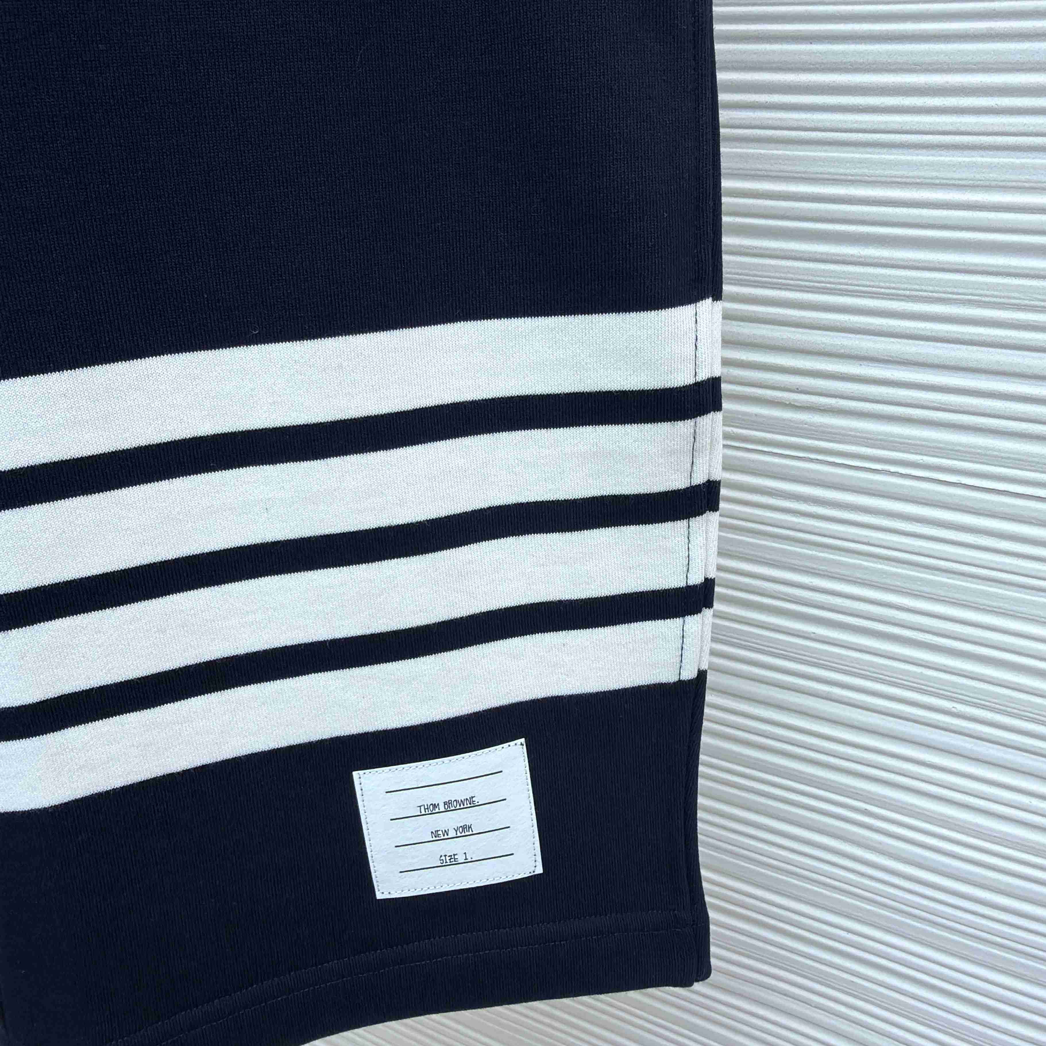 Thom Browne Classic Loopback 4-Bar Sweat Shorts - FashionPlug