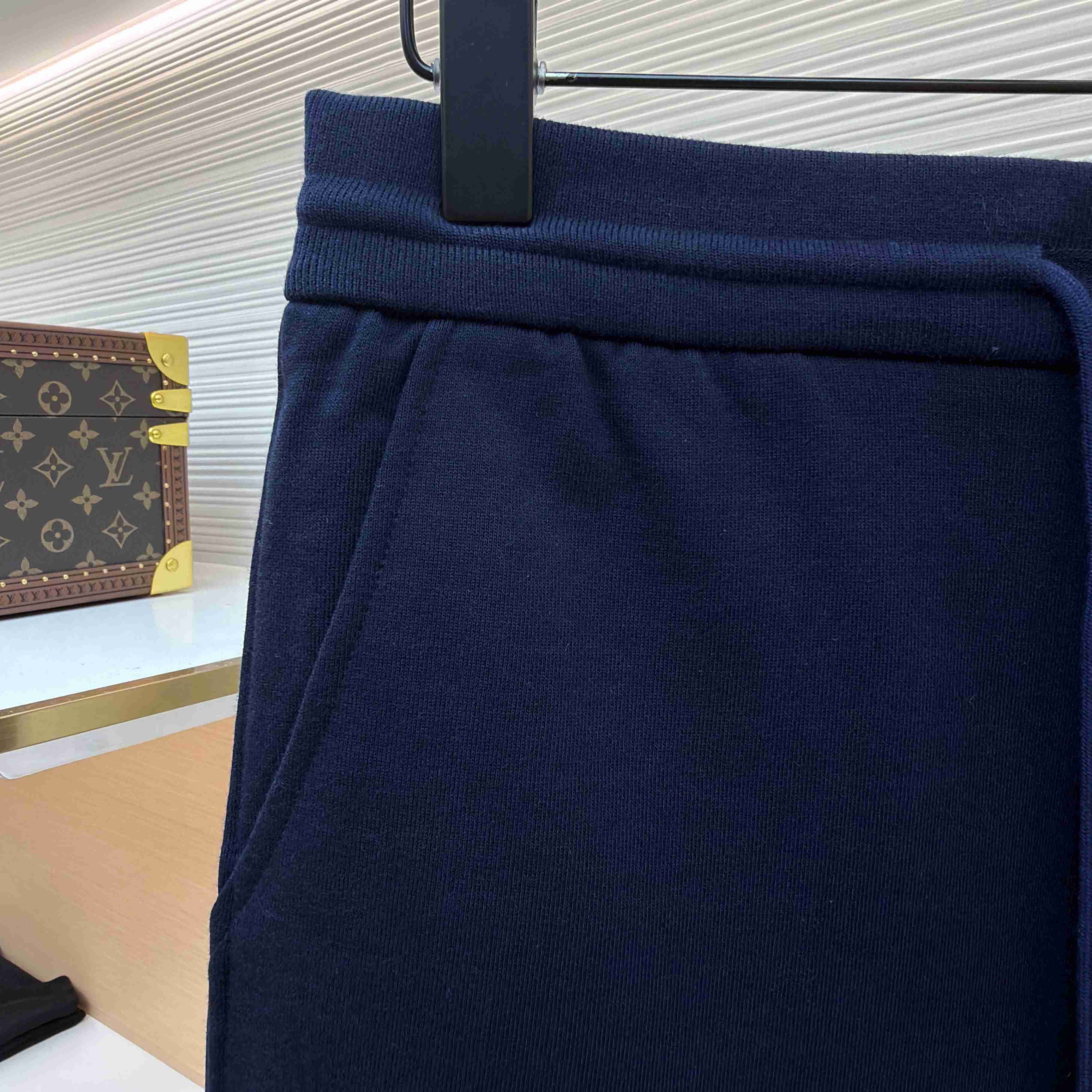 Thom Browne Classic Loopback 4-Bar Sweat Shorts - FashionPlug