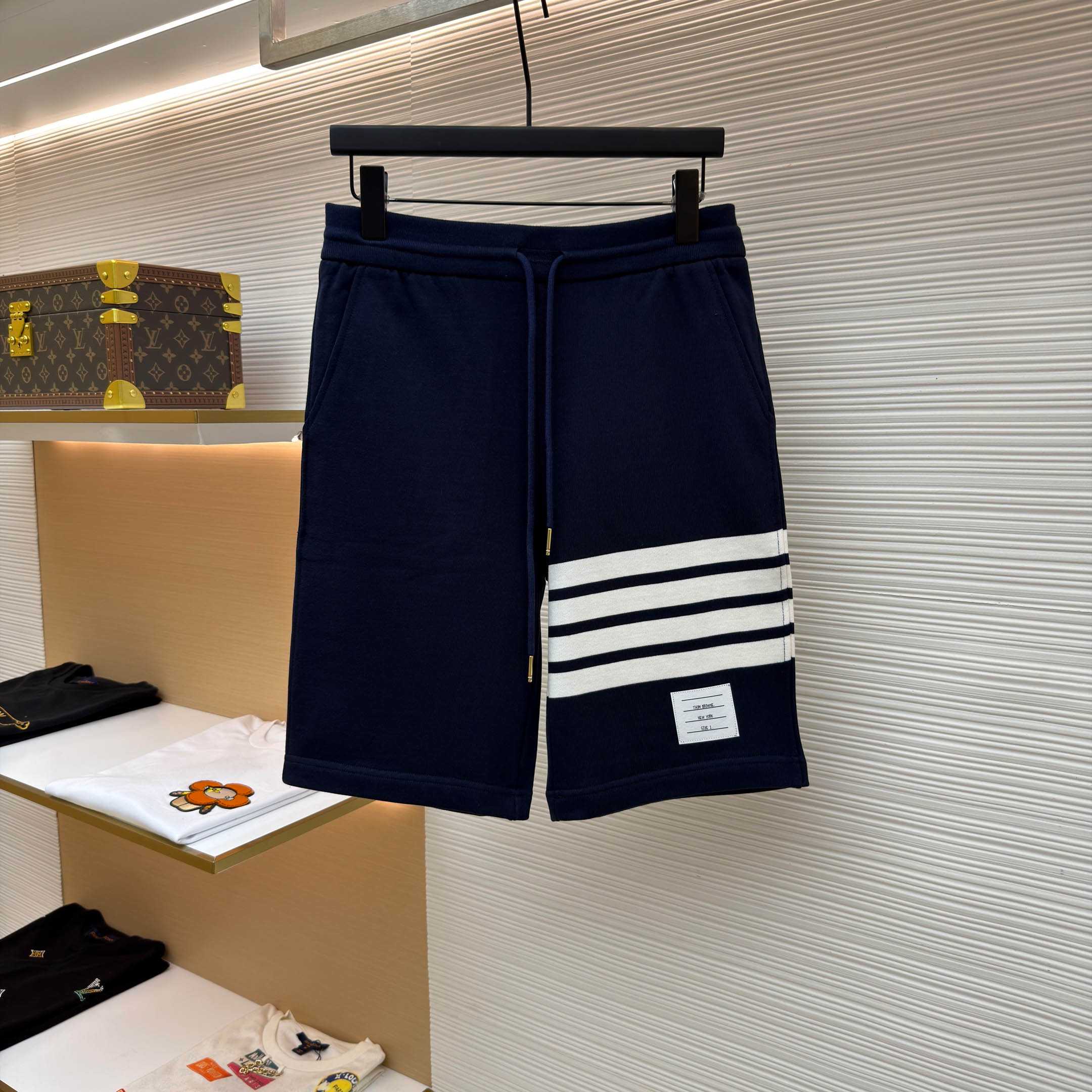 Thom Browne Classic Loopback 4-Bar Sweat Shorts - FashionPlug