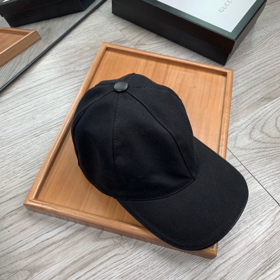 Gucci GG Baseball Hat In Black - FashionPlug