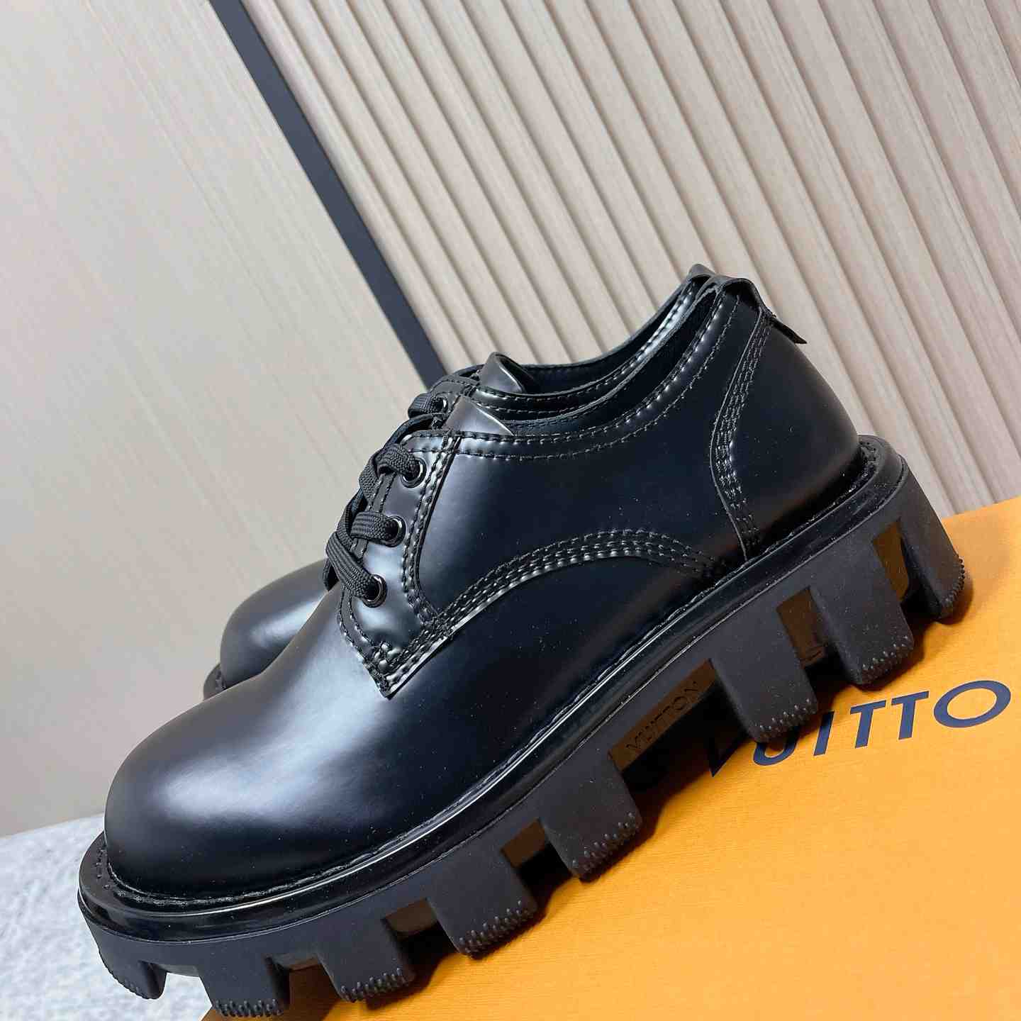 Louis Vuitton LV Checker Derby 1ACWSU - FashionPlug