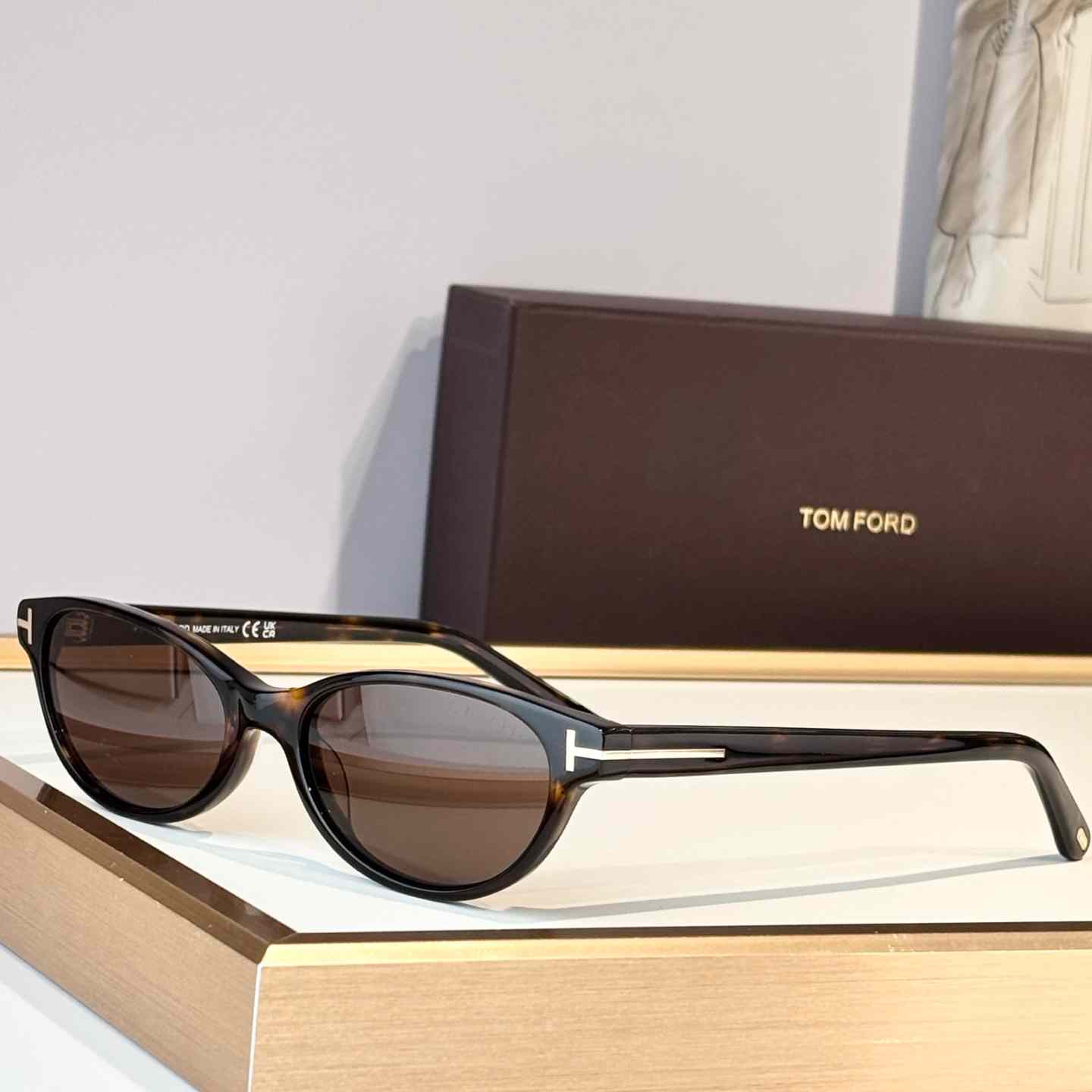 Tom Ford TF1310 Sunglasses - FashionPlug