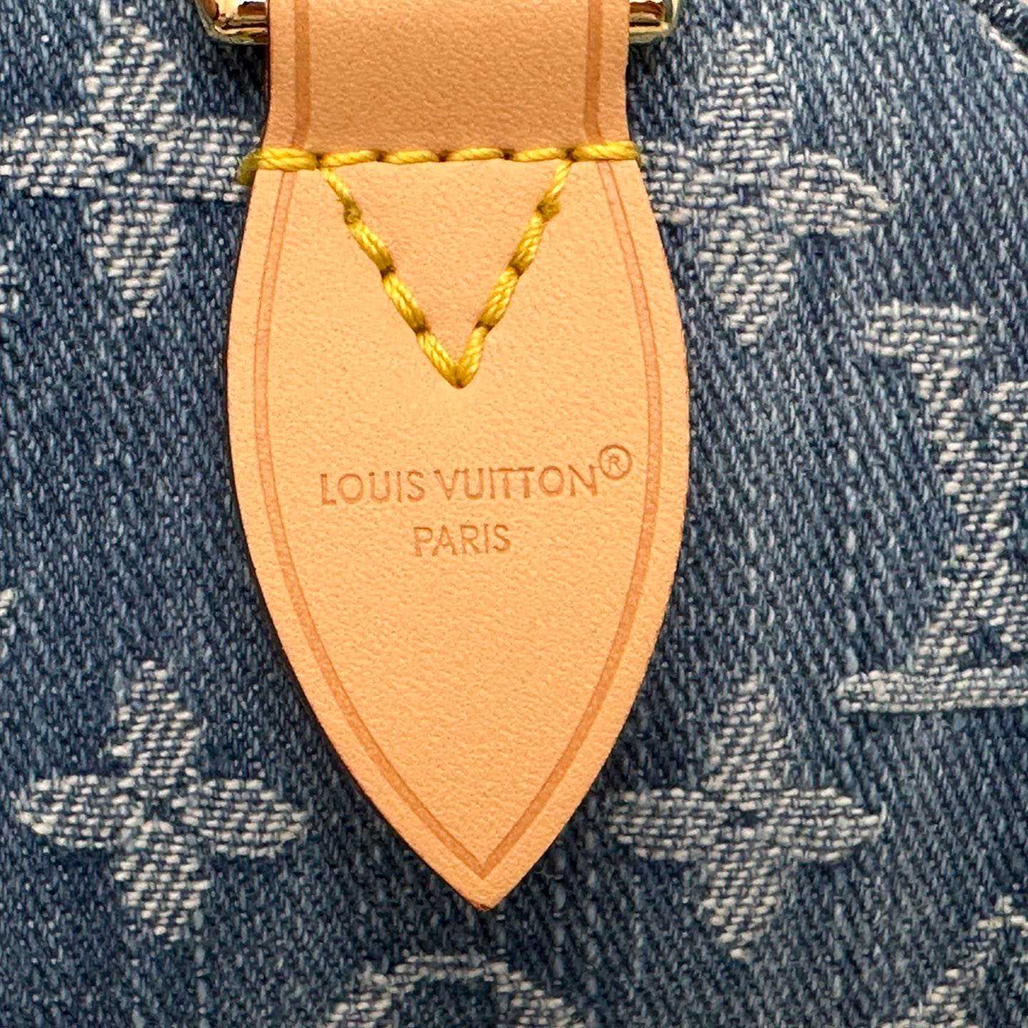 Louis Vuitton Nano Diane   M27700 - FashionPlug