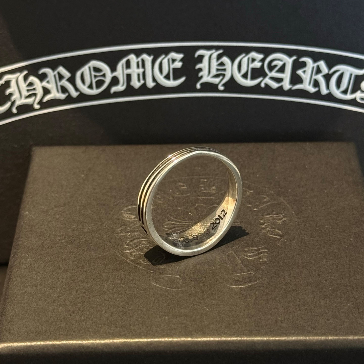 Chrome Heart Ring - FashionPlug