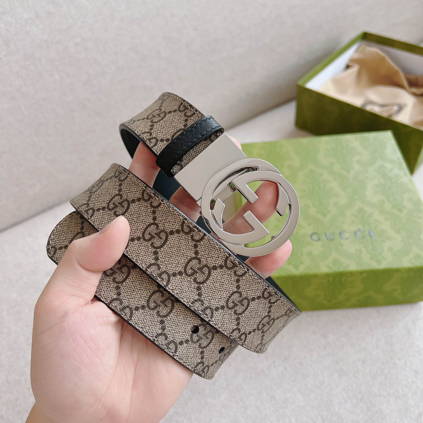 Gucci  Reversible Belt With Interlocking G Buckle - FashionPlug