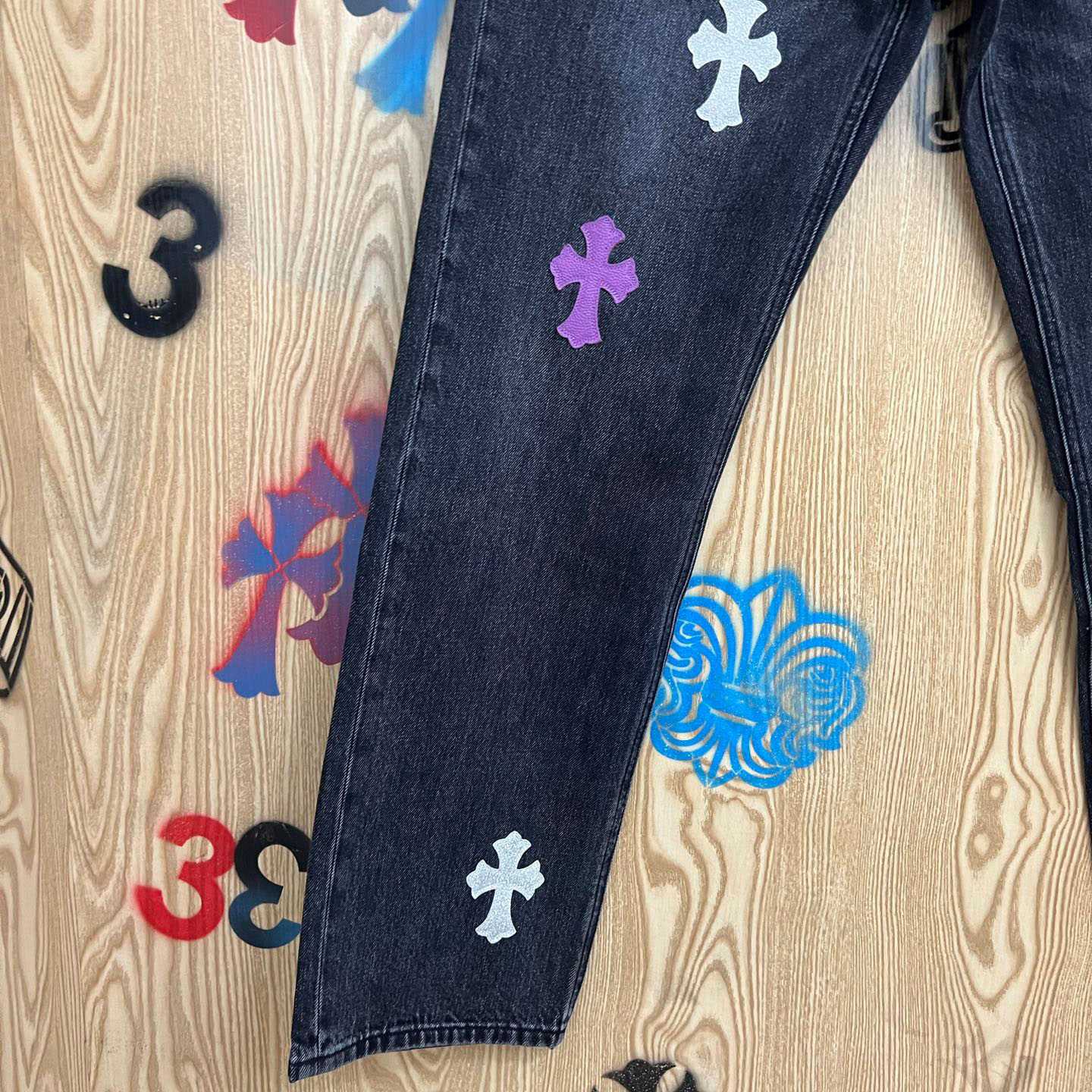 Chrome Hearts Levi’s Cross Patch Jeans - FashionPlug