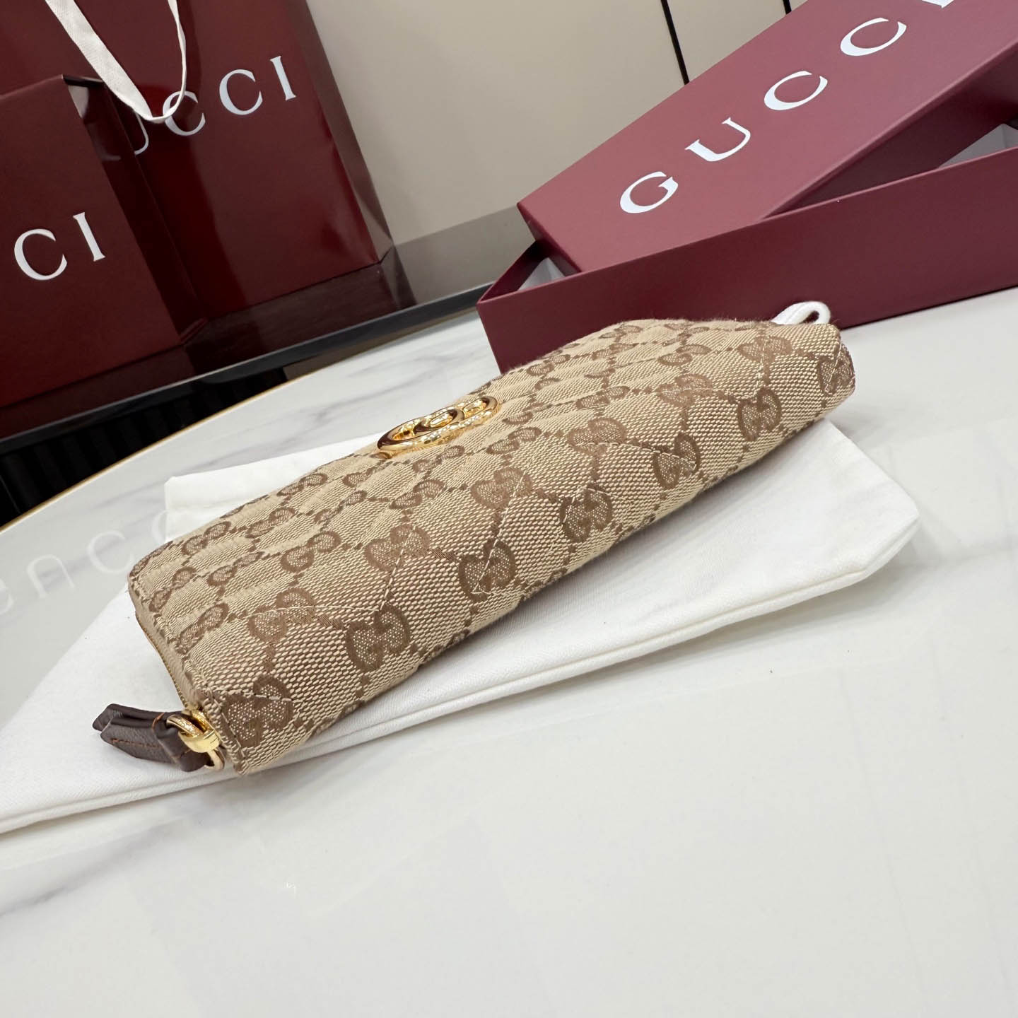 Gucci GG Marmont Zip Around Wallet - FashionPlug