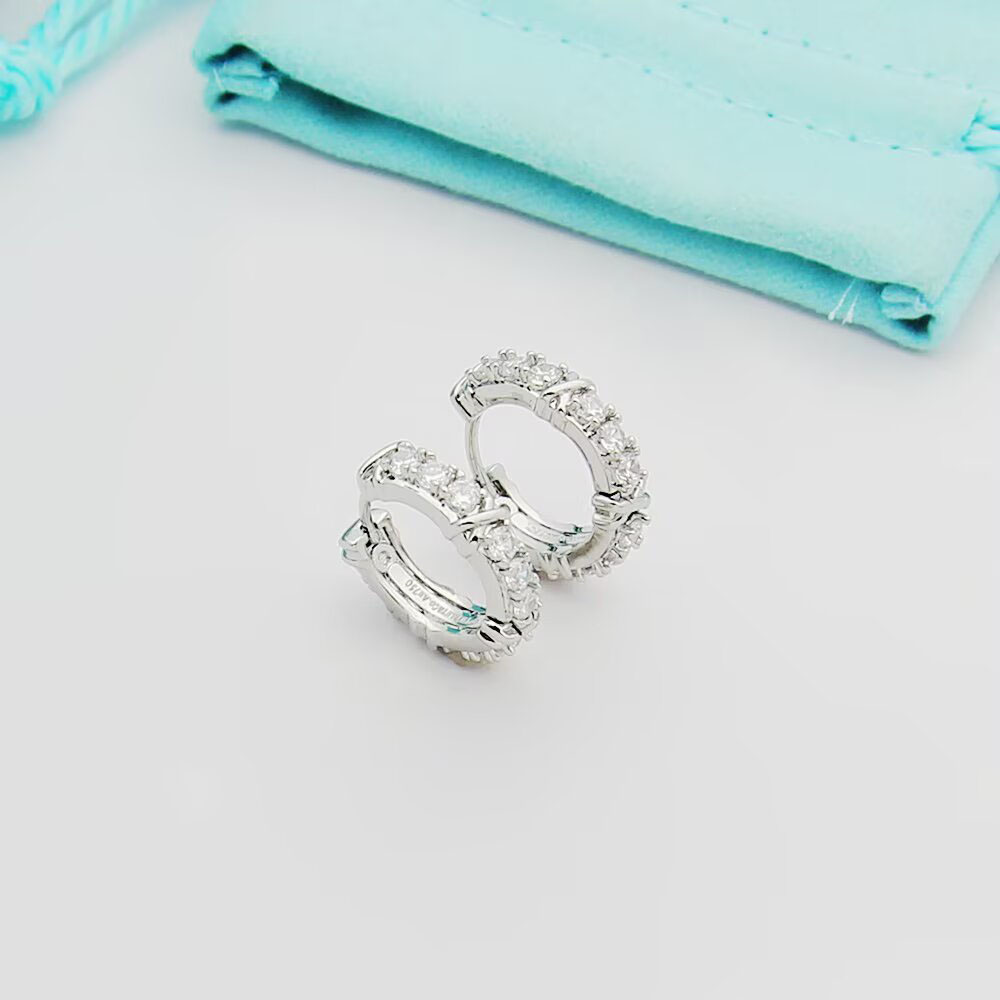 Tiffany Sixteen Stone - FashionPlug