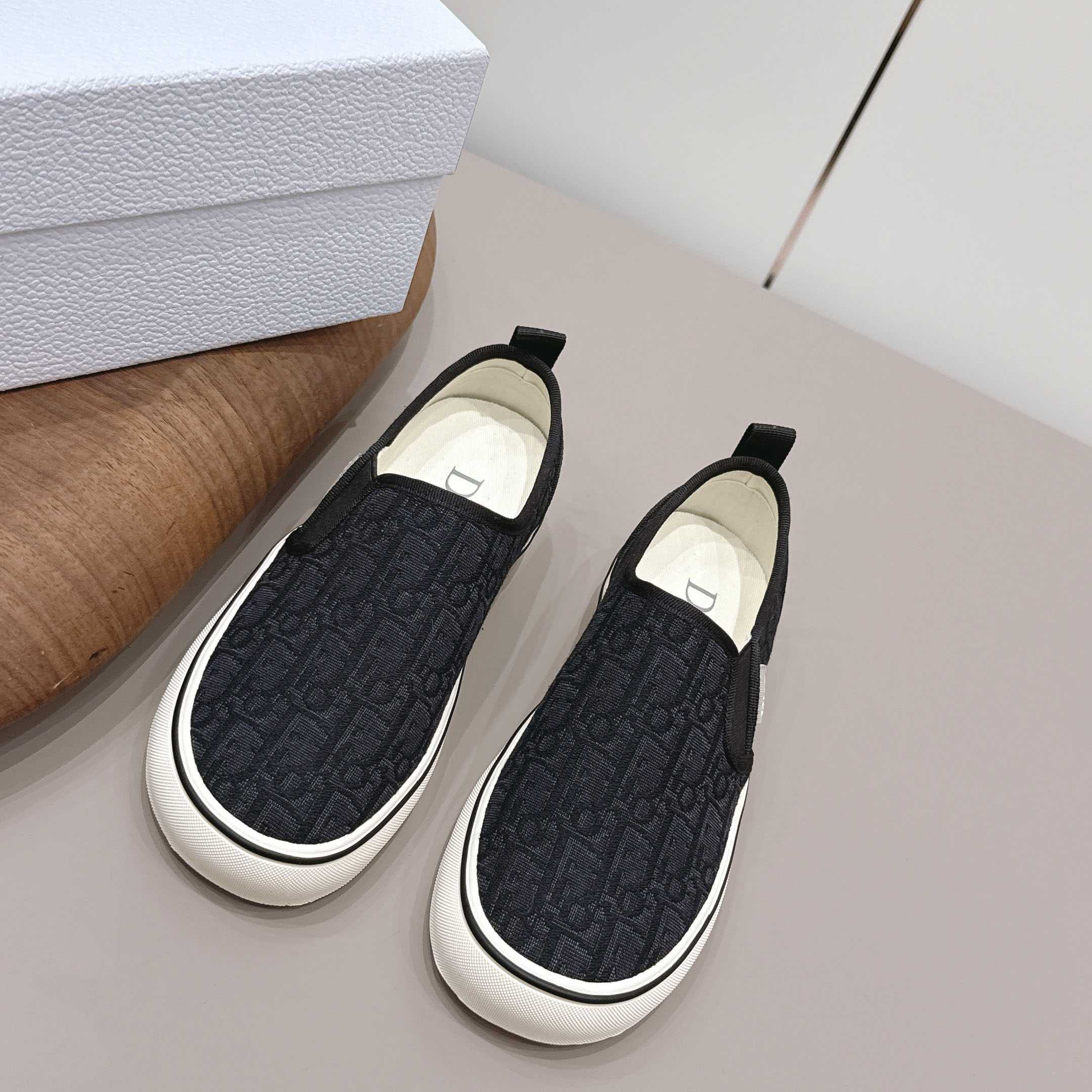 Dior Saltwind Slip-On Sneaker - FashionPlug