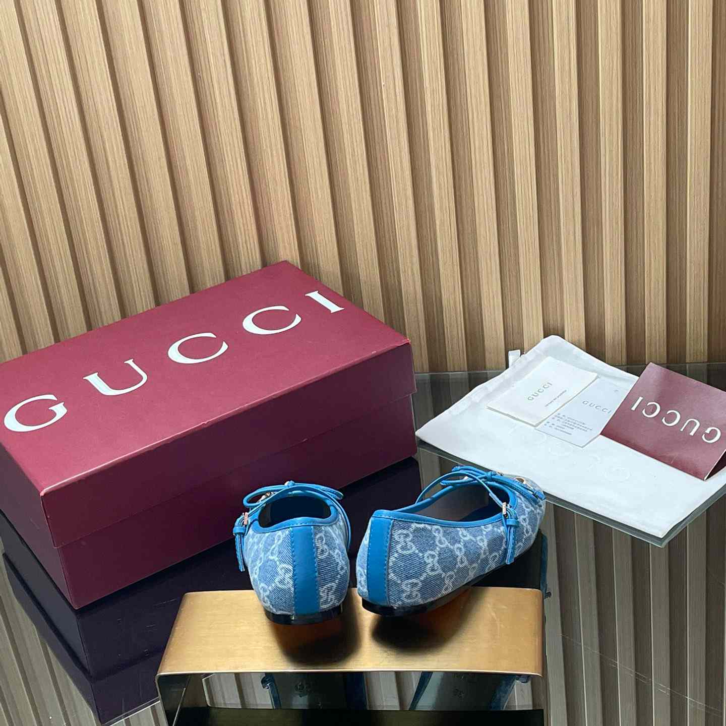 Gucci Women's Gucci Horsebit Ballet Flat - FashionPlug