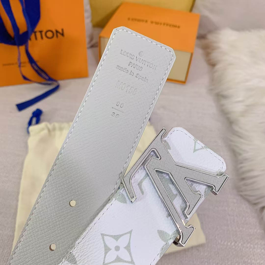 Louis Vuitton LV Initiales 40mm Reversible Belt M0713T - FashionPlug