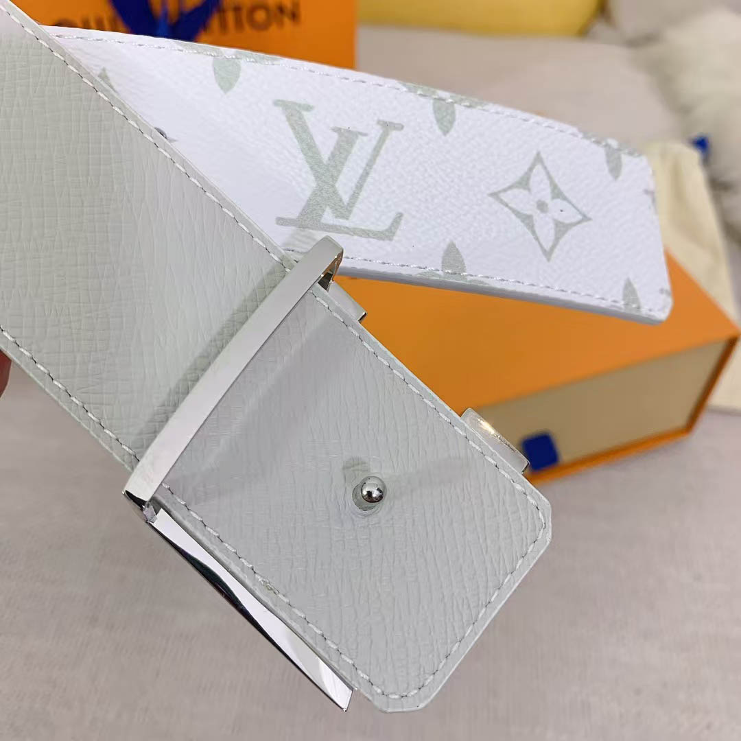 Louis Vuitton LV Initiales 40mm Reversible Belt M0713T - FashionPlug