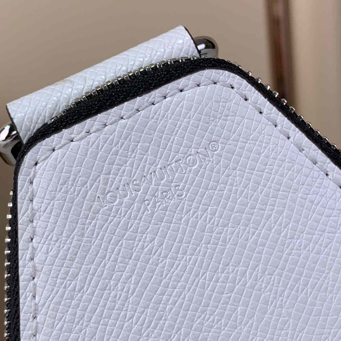 Louis Vuitton Avenue Slingbag PM   M28397 - FashionPlug