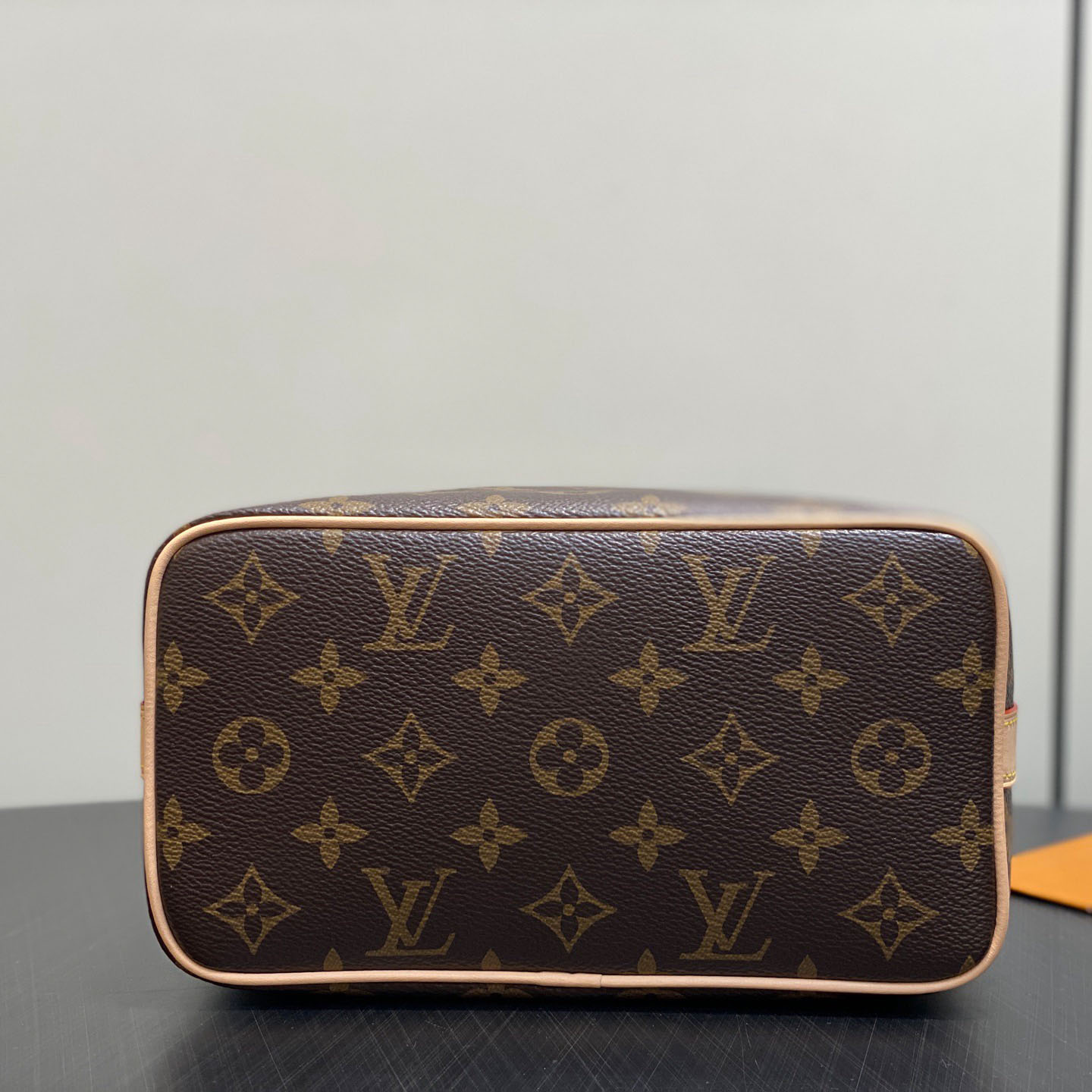 Louis Vuitton Cruiser Toiletry Bag M15350 - FashionPlug