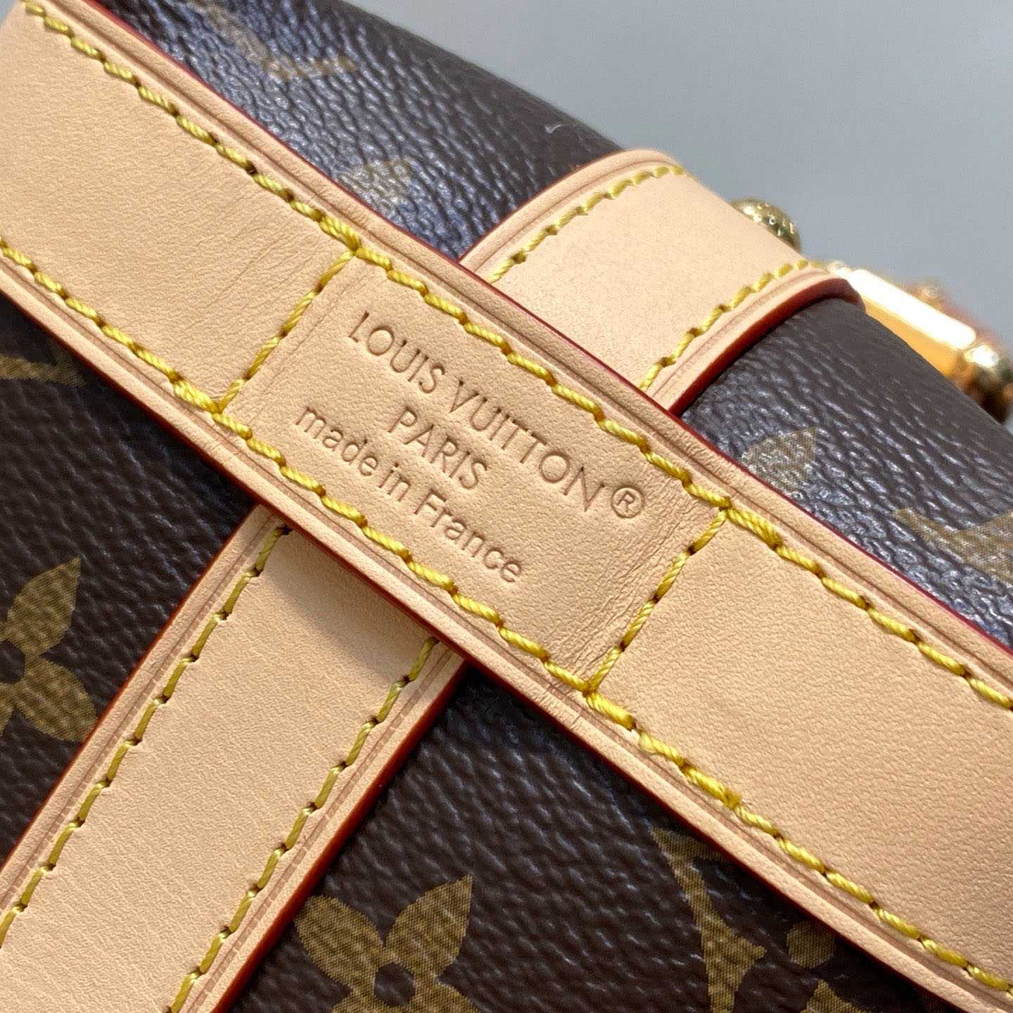 Louis Vuitton Cruiser Toiletry Bag M15350 - FashionPlug