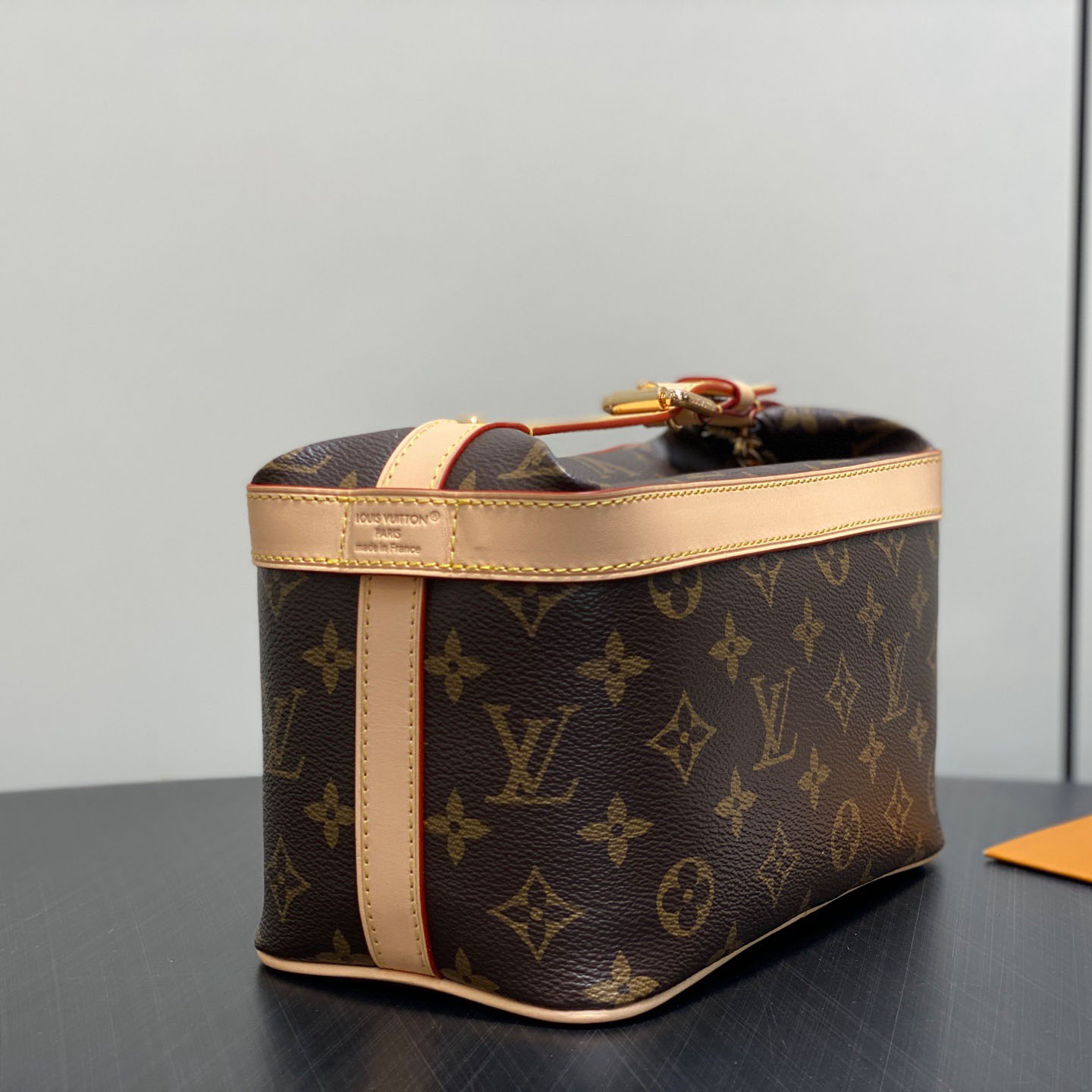 Louis Vuitton Cruiser Toiletry Bag M15350 - FashionPlug