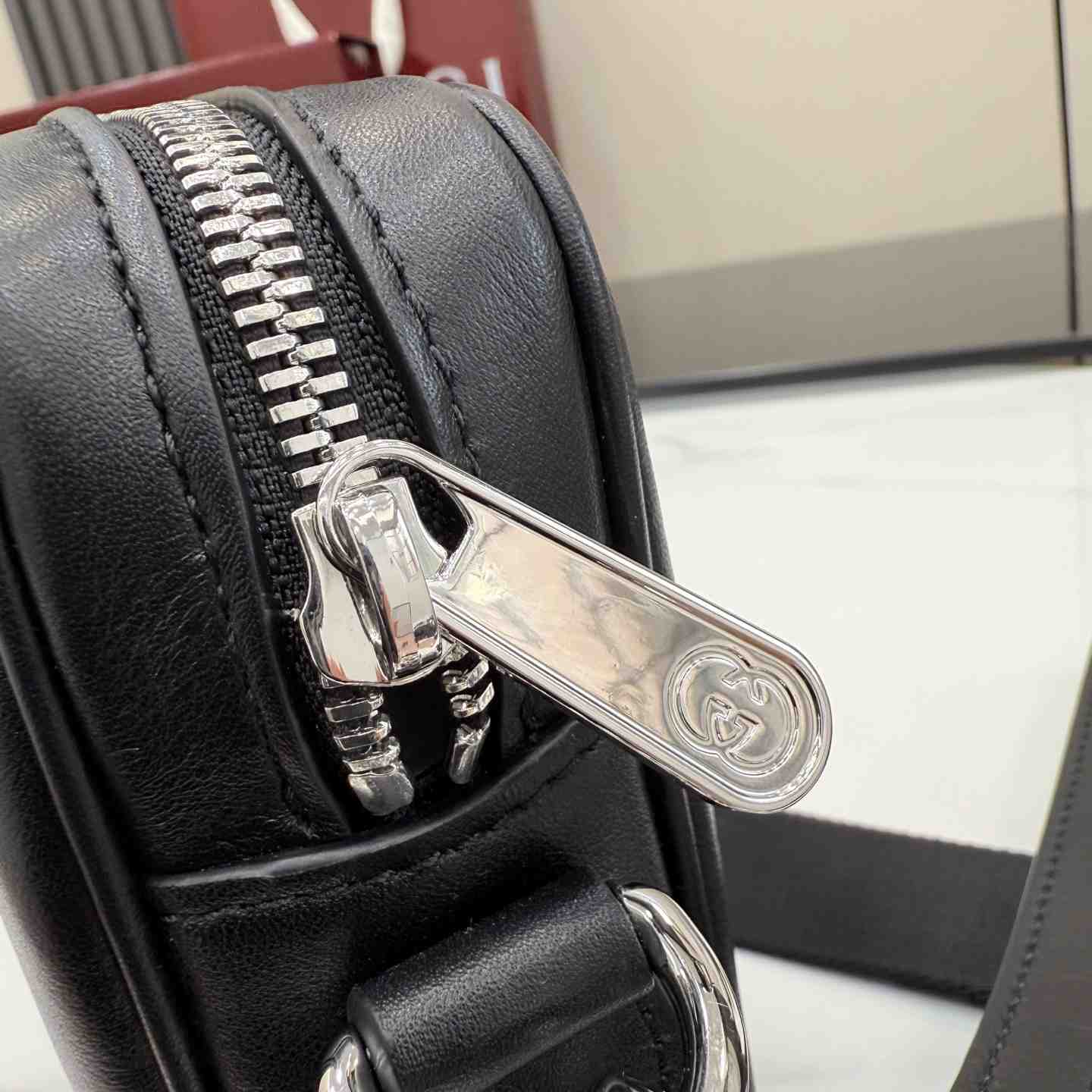 Gucci Web Trademark Small Crossbody Bag 866982 - FashionPlug