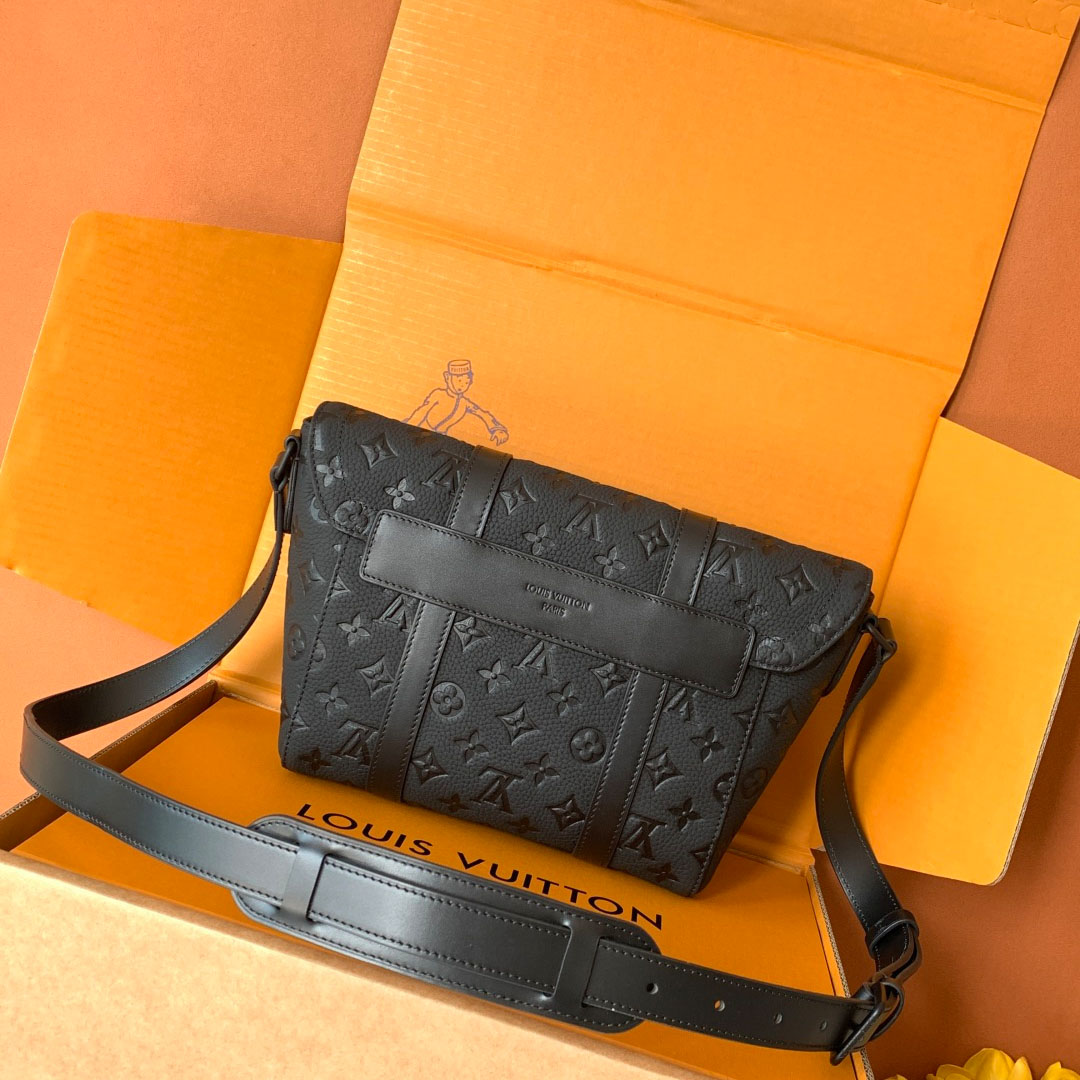 Louis Vuitton Christopher Messenger M28324 - FashionPlug