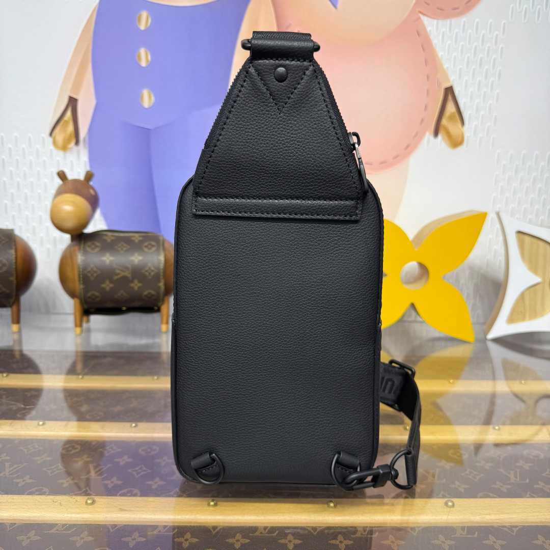 Louis Vuitton Avenue Slingbag PM   M15255 - FashionPlug