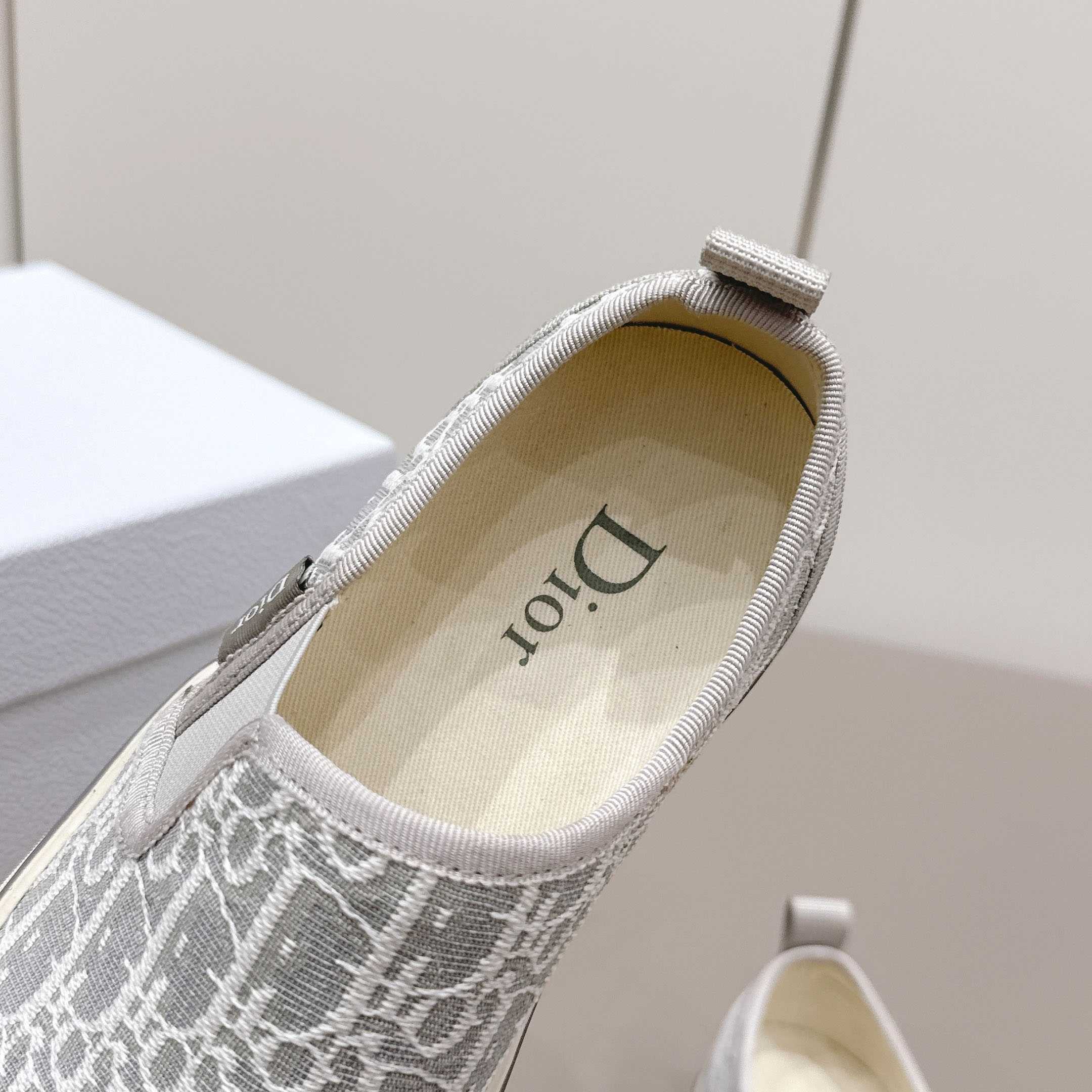 Dior Saltwind Slip-On Sneaker - FashionPlug