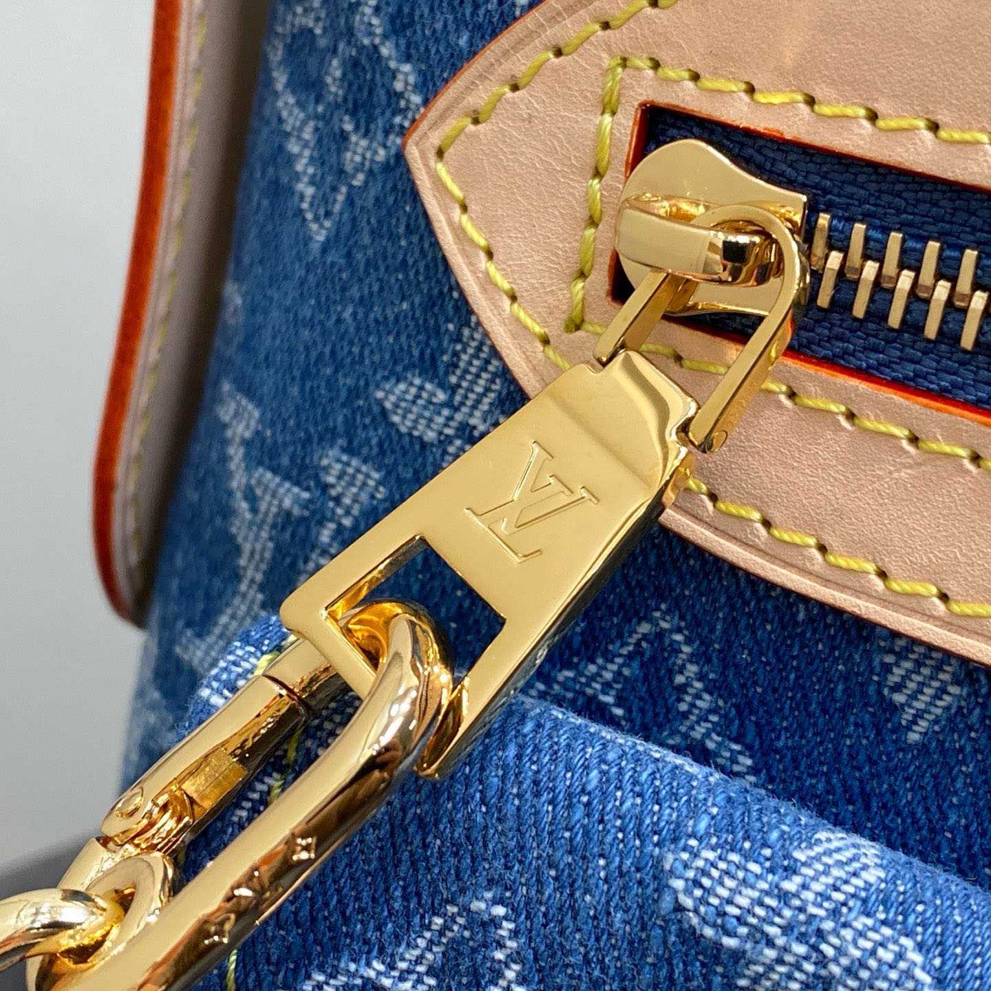 Louis Vuitton Baggy M27329 - FashionPlug