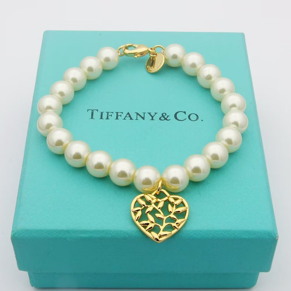 Tiffany Olive Leaf Pearl Heart Bracelet - FashionPlug