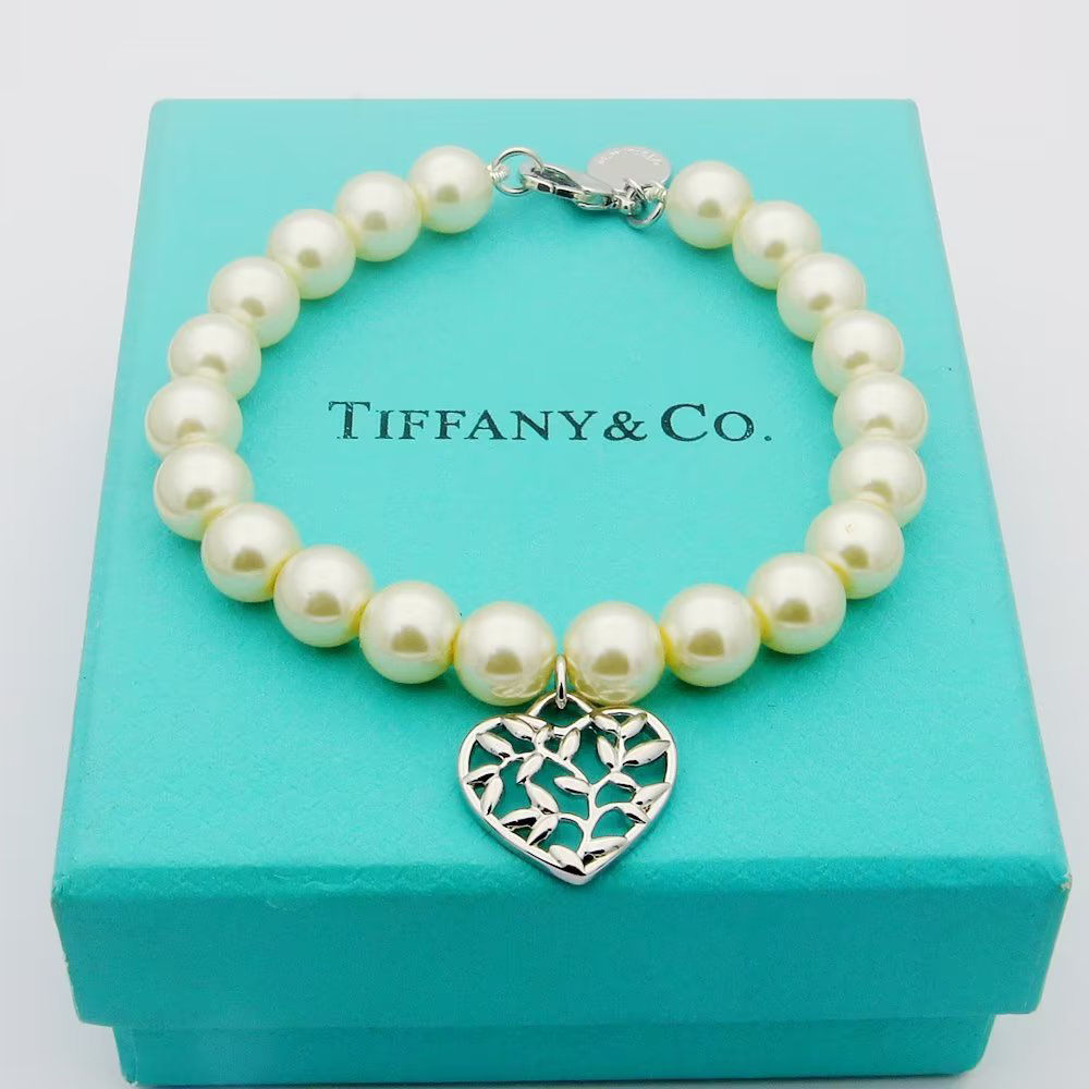 Tiffany Olive Leaf Pearl Heart Bracelet - FashionPlug
