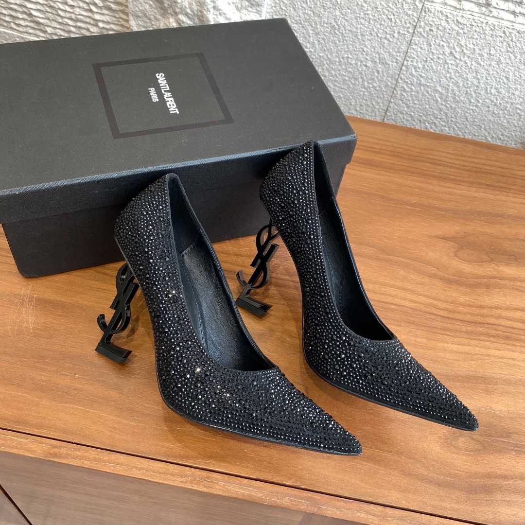 Saint Laurent Opyum Glitter Pumps - FashionPlug