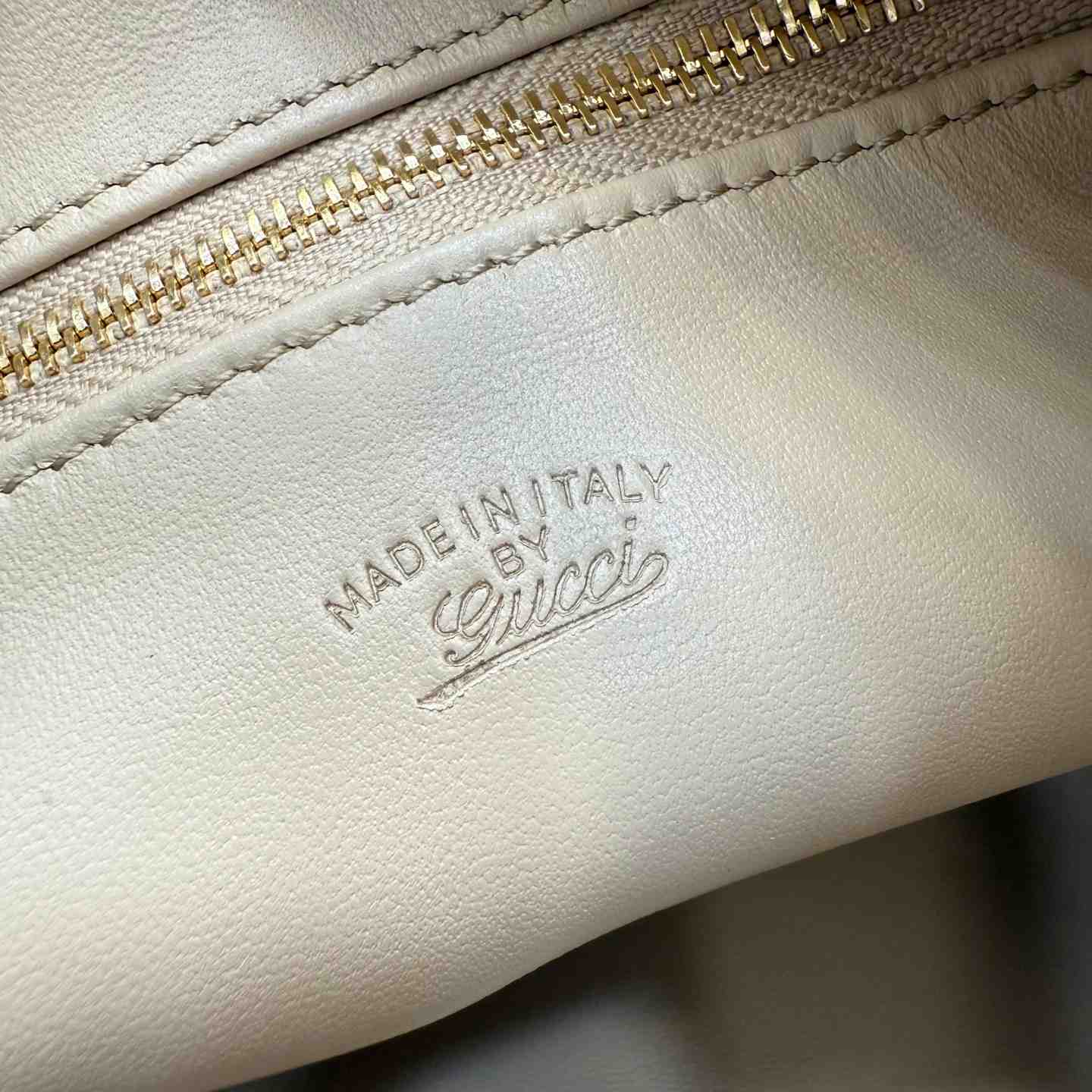 Gucci Jackie 1961 Medium Shoulder Bag 863136 - FashionPlug