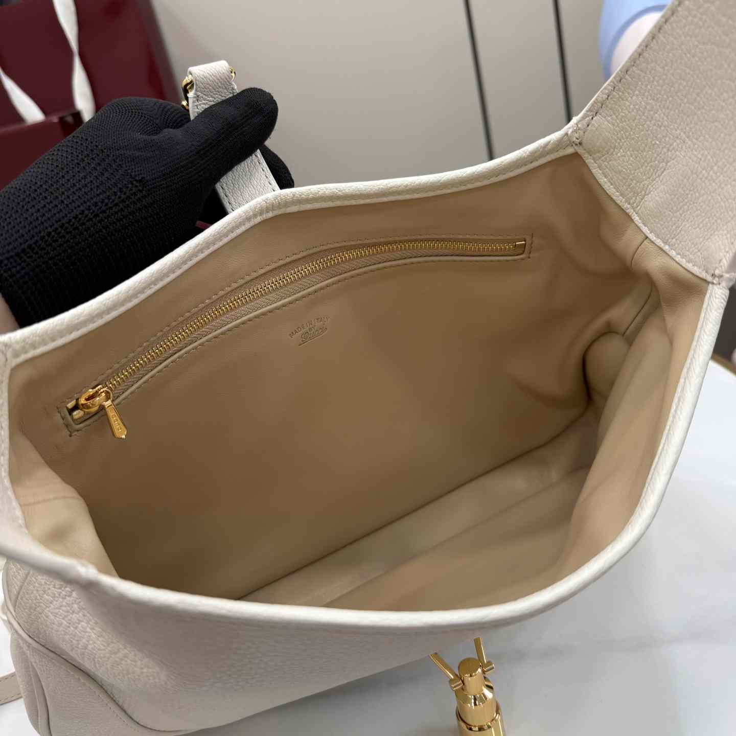 Gucci Jackie 1961 Medium Shoulder Bag 863136 - FashionPlug